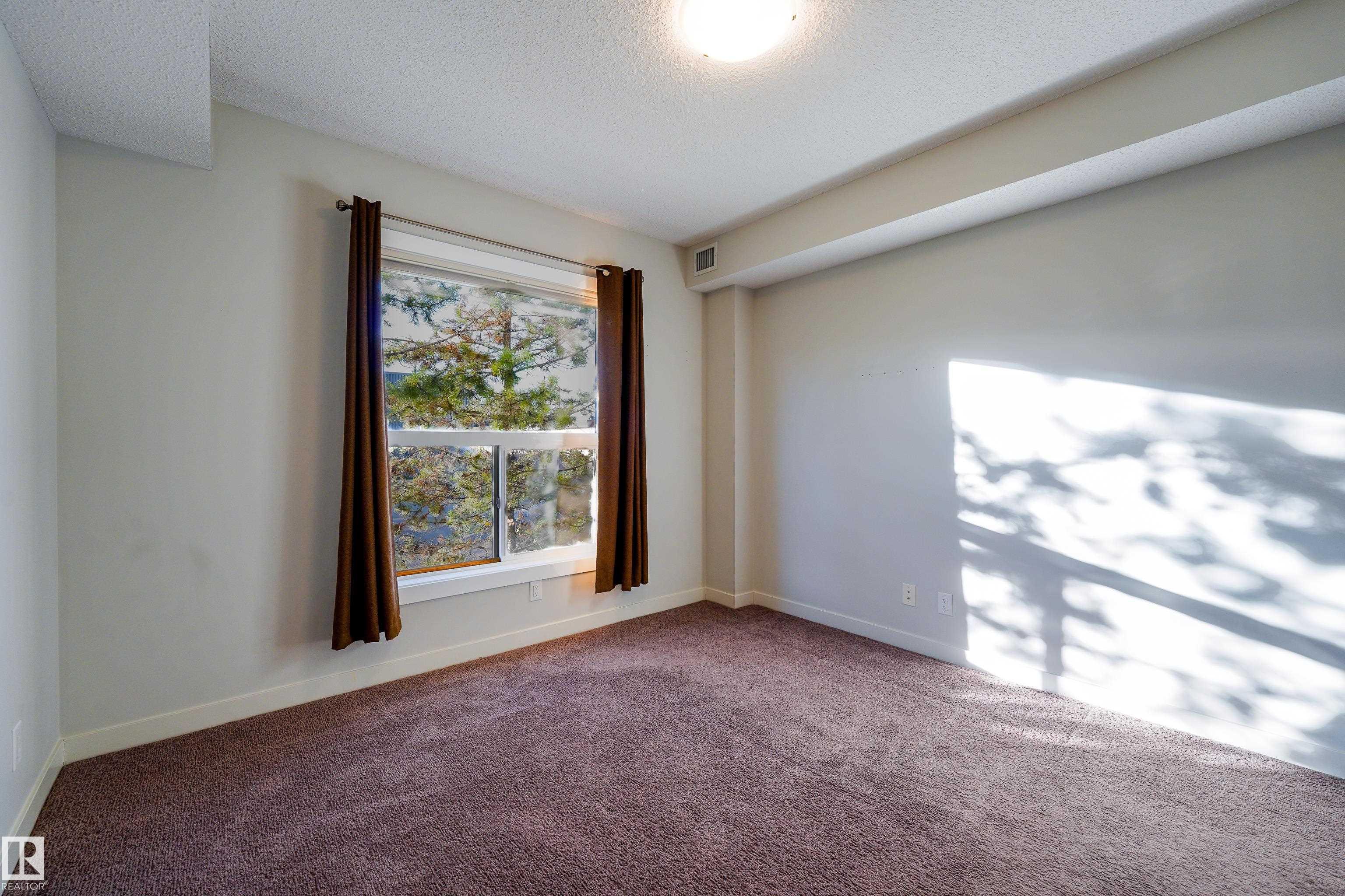 Photo 34 at 117 - 10523 123 Street NW, Westmount, Edmonton