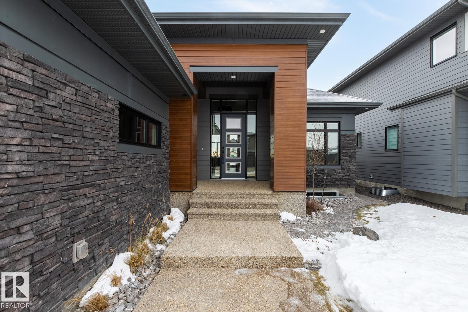 Photo 2 at 4832 Knight Crescent SW, Keswick, Edmonton