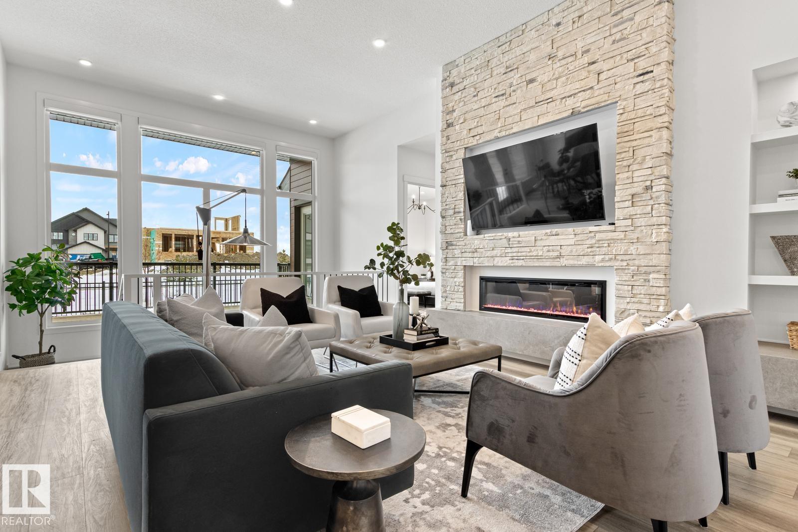 Photo 11 at 4832 Knight Crescent SW, Keswick, Edmonton