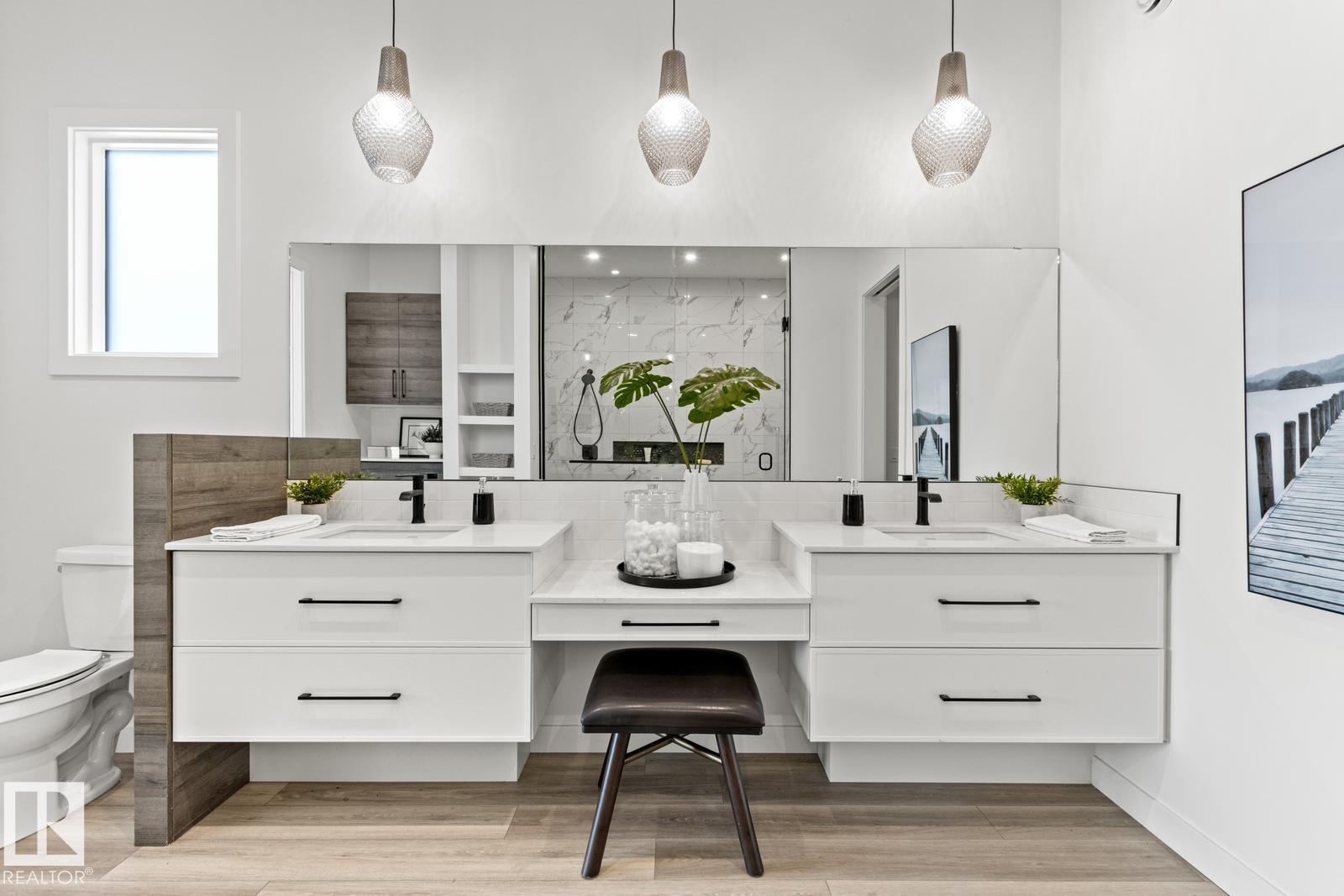 Photo 32 at 4832 Knight Crescent SW, Keswick, Edmonton