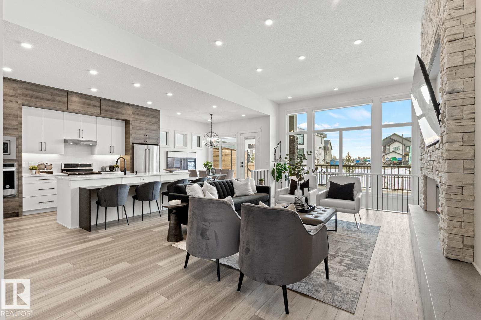 Photo 8 at 4832 Knight Crescent SW, Keswick, Edmonton