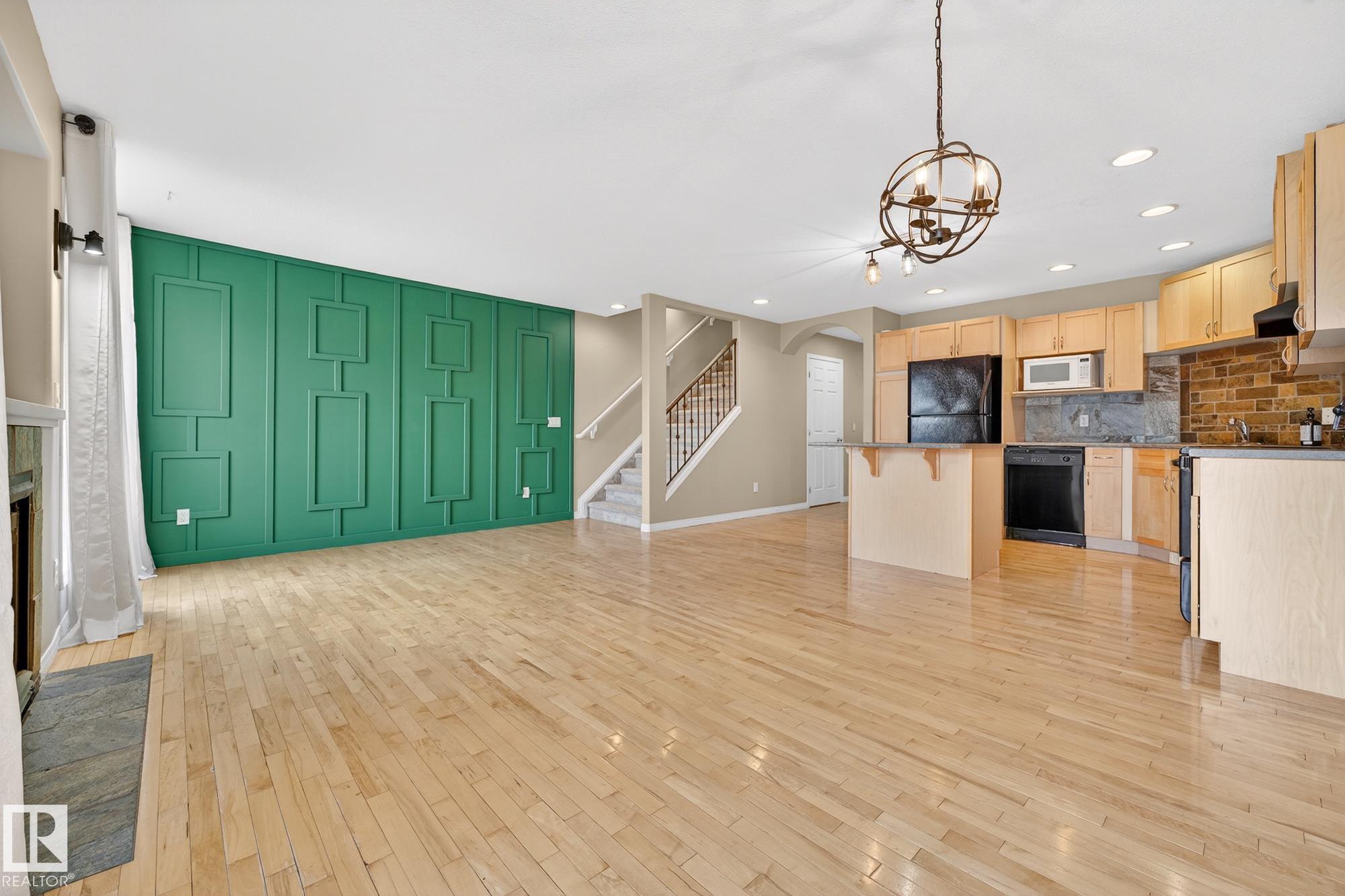 Photo 11 at 9503 99 Street, Morinville