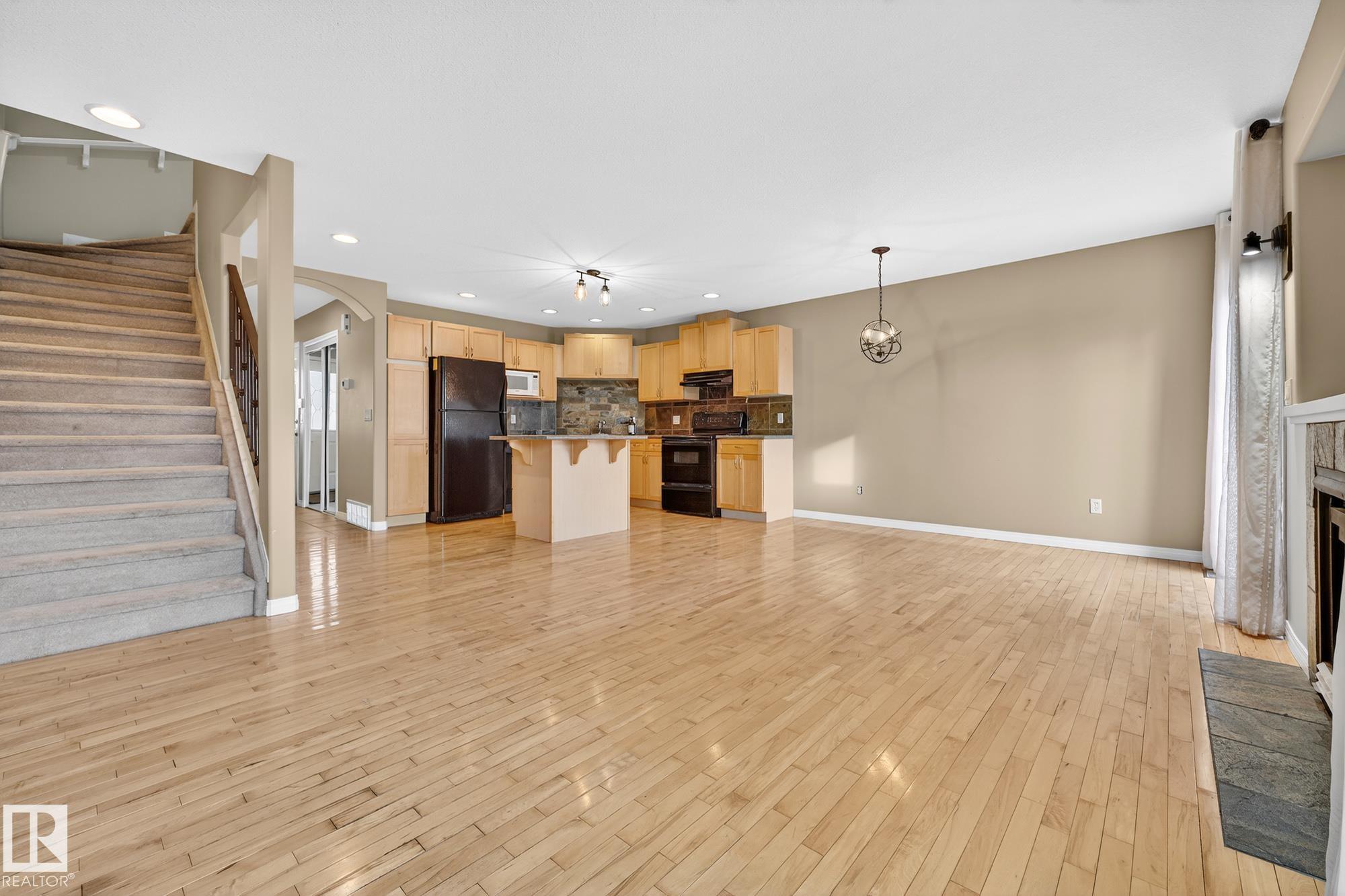 Photo 13 at 9503 99 Street, Morinville