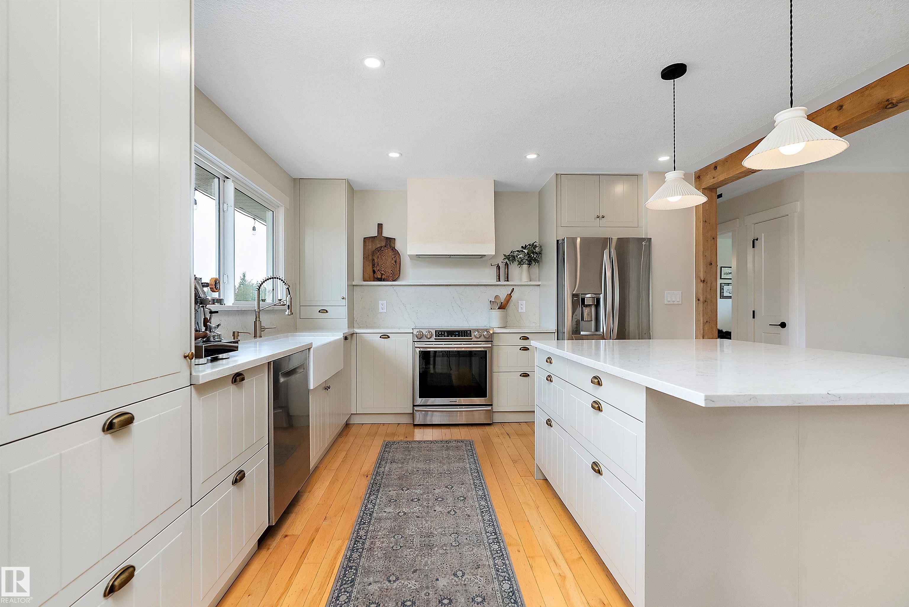 Photo 23 at 13 - 52150 Rge Road 221, Century Estates, Rural Strathcona County