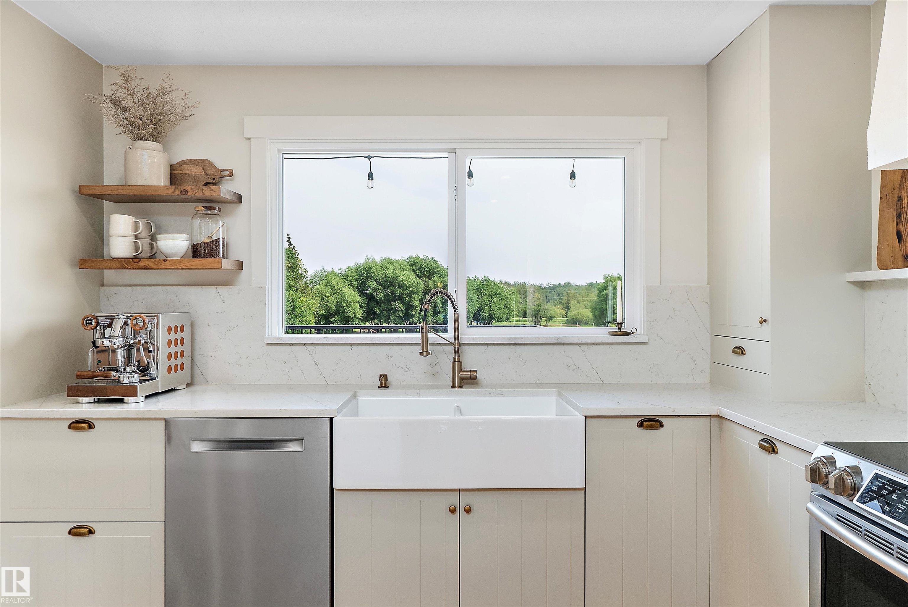 Photo 26 at 13 - 52150 Rge Road 221, Century Estates, Rural Strathcona County