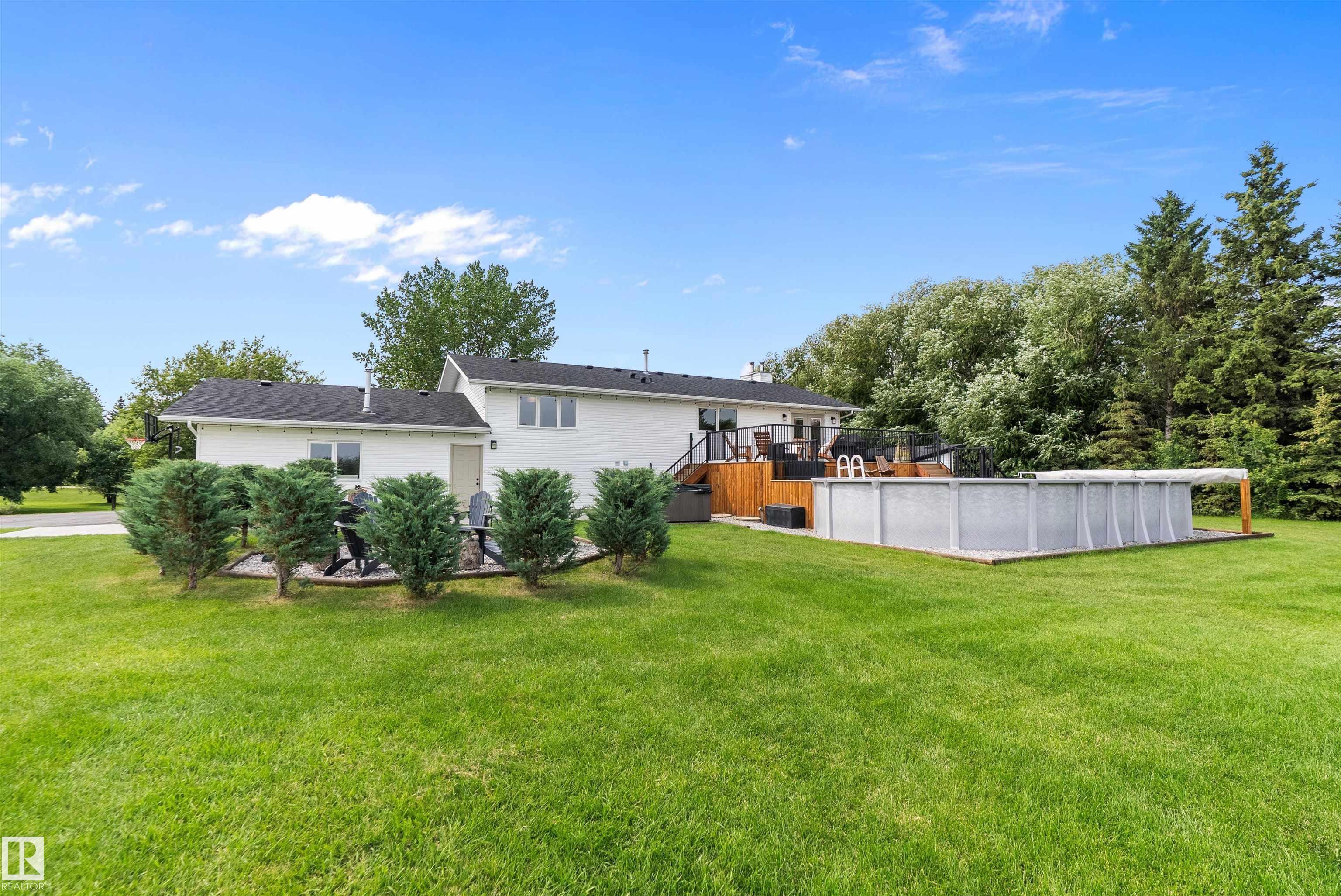 Photo 57 at 13 - 52150 Rge Road 221, Century Estates, Rural Strathcona County