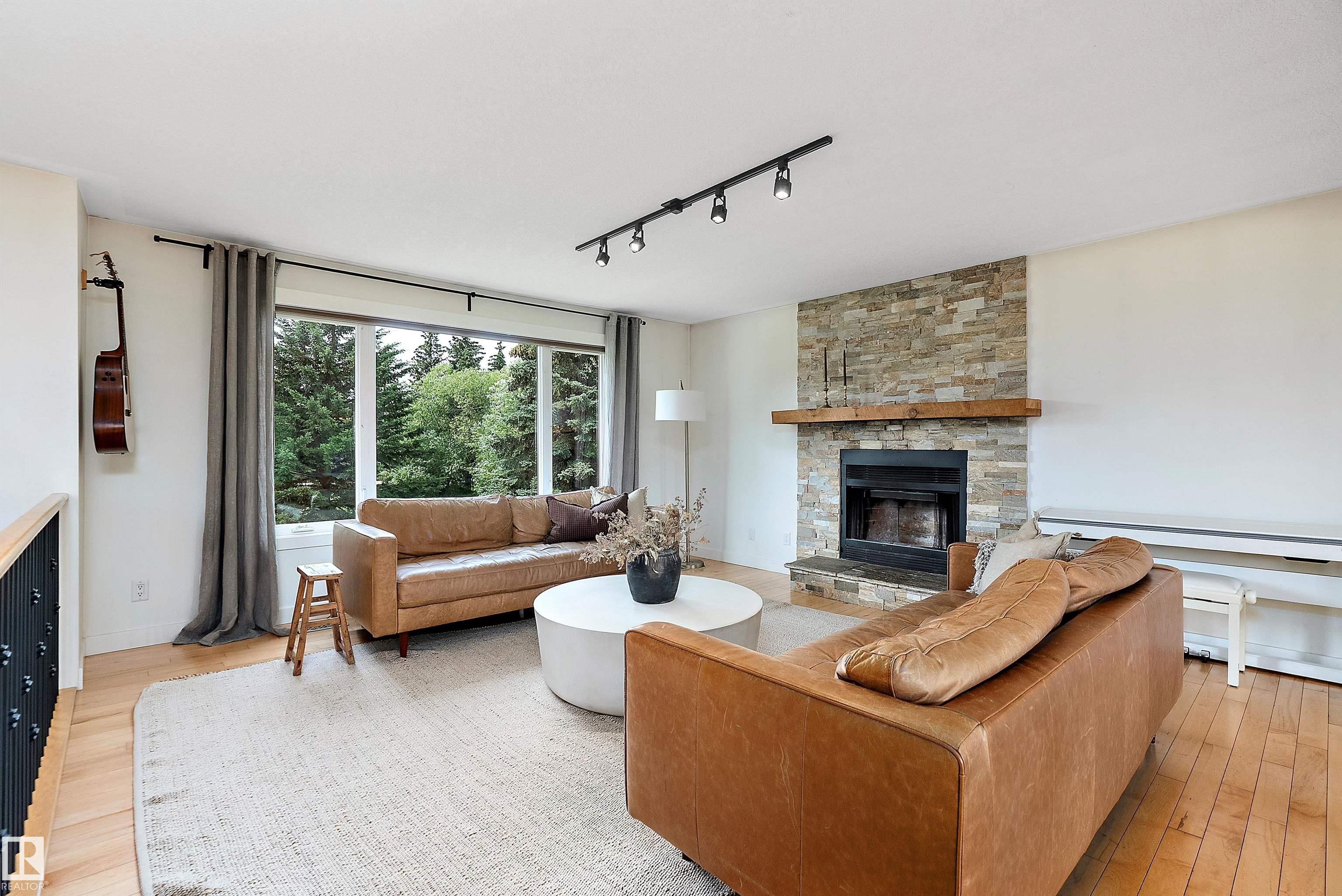 Photo 10 at 13 - 52150 Rge Road 221, Century Estates, Rural Strathcona County