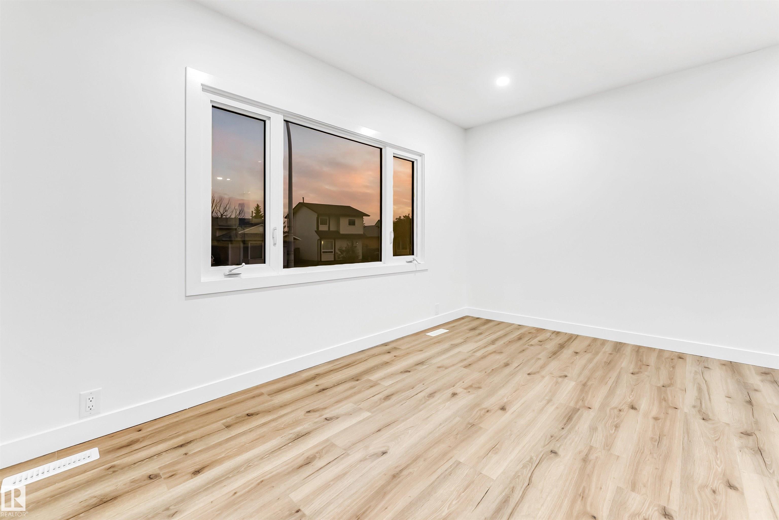 Photo 19 at 4616 32 Avenue NW, Weinlos, Edmonton