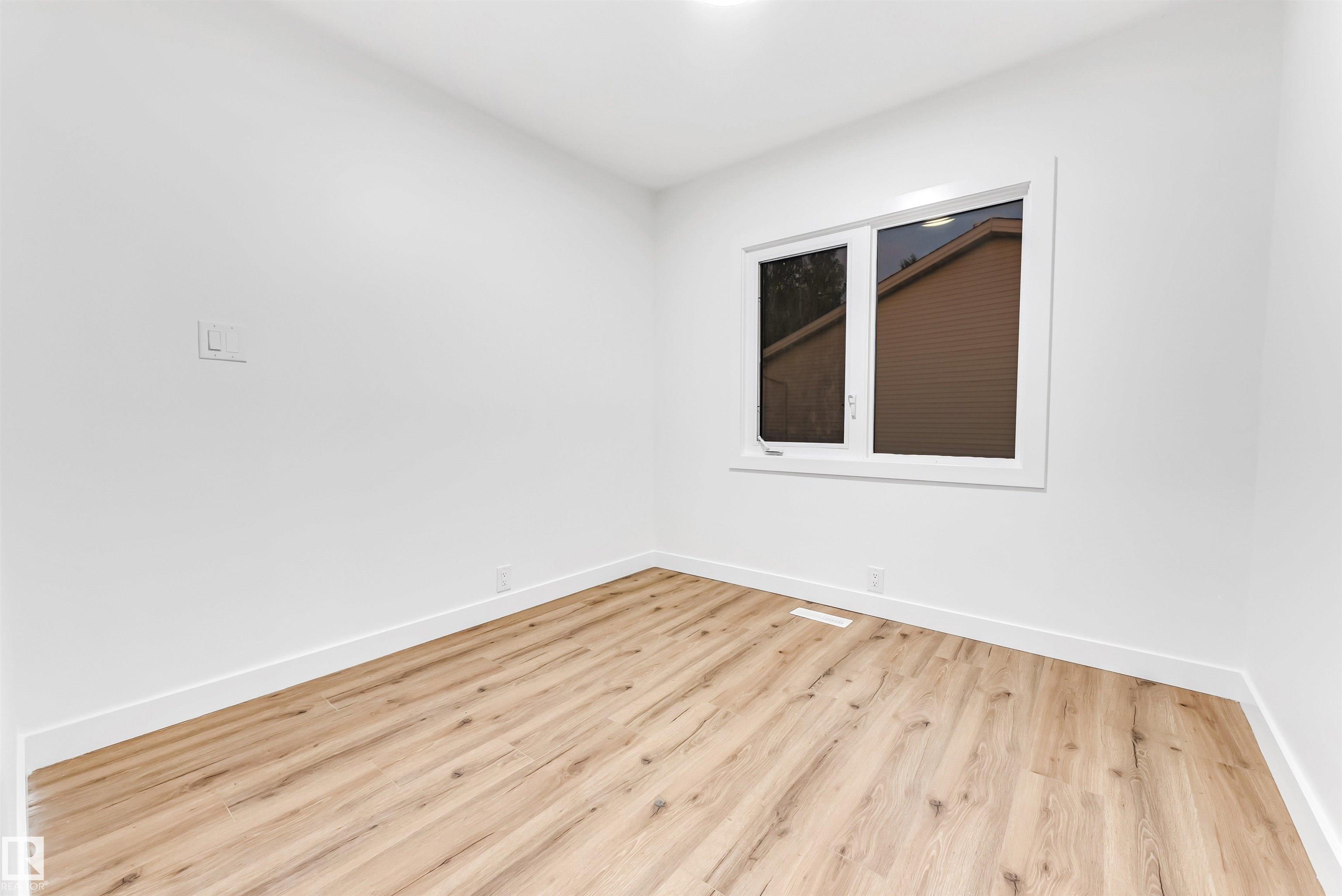 Photo 26 at 4616 32 Avenue NW, Weinlos, Edmonton