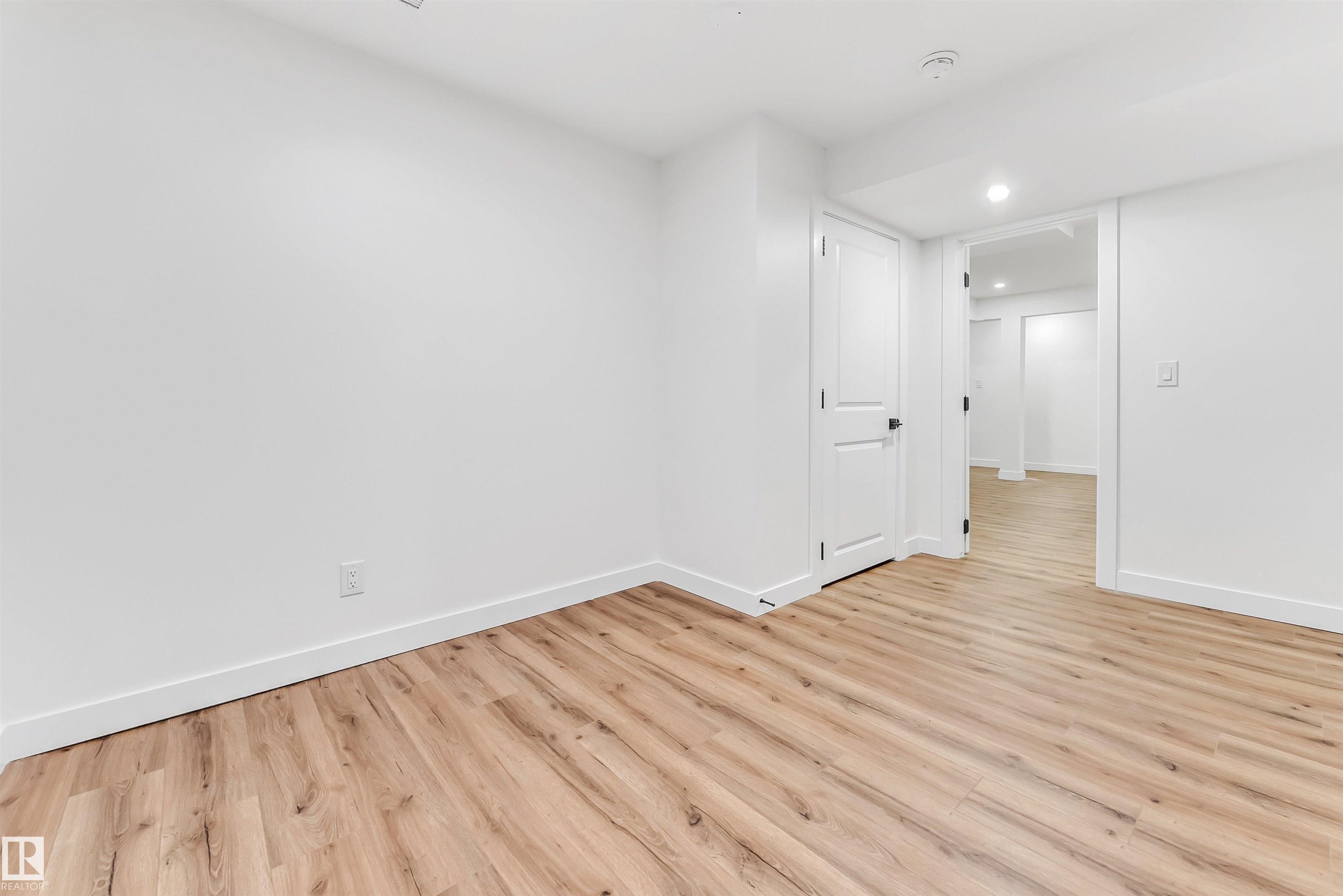 Photo 40 at 4616 32 Avenue NW, Weinlos, Edmonton