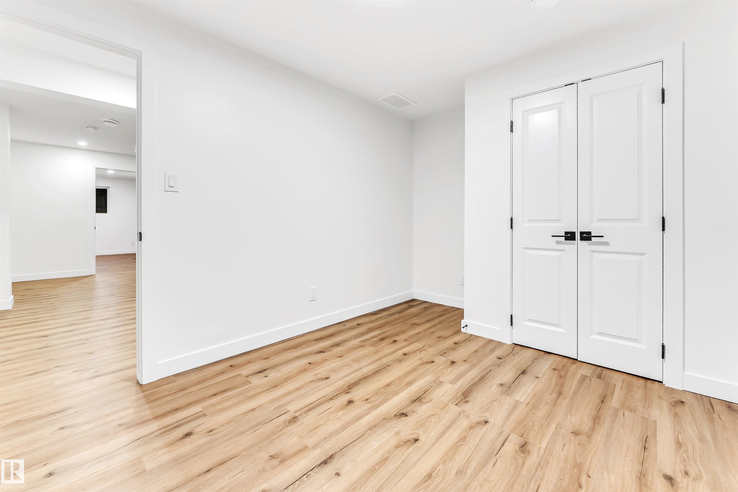 Photo 42 at 4616 32 Avenue NW, Weinlos, Edmonton