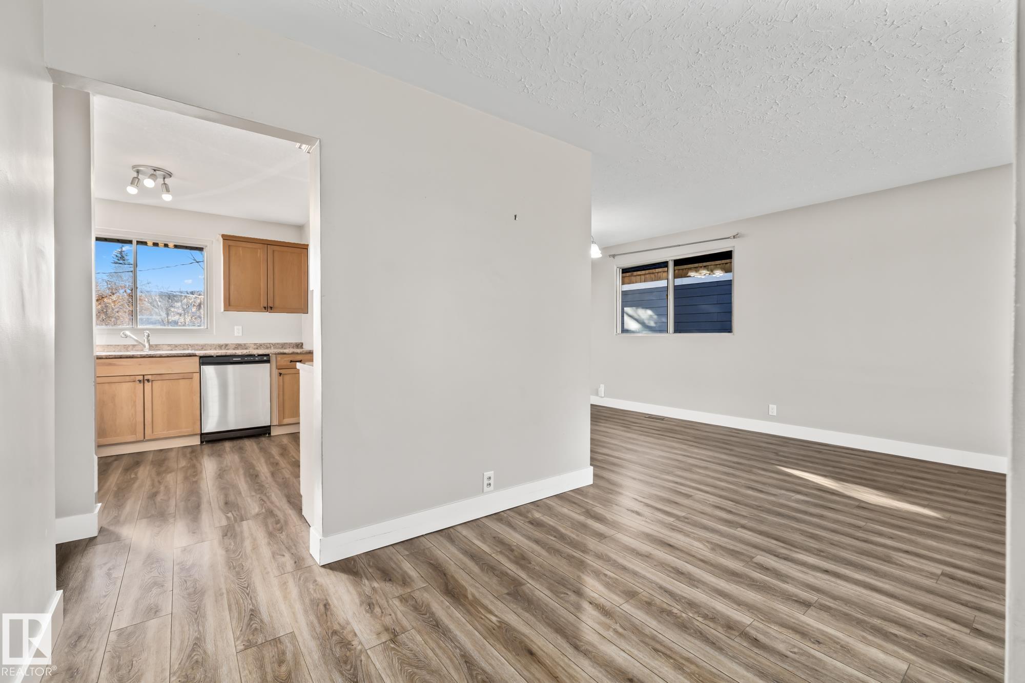 Photo 12 at 13311 Dovercourt Avenue NW, Dovercourt, Edmonton