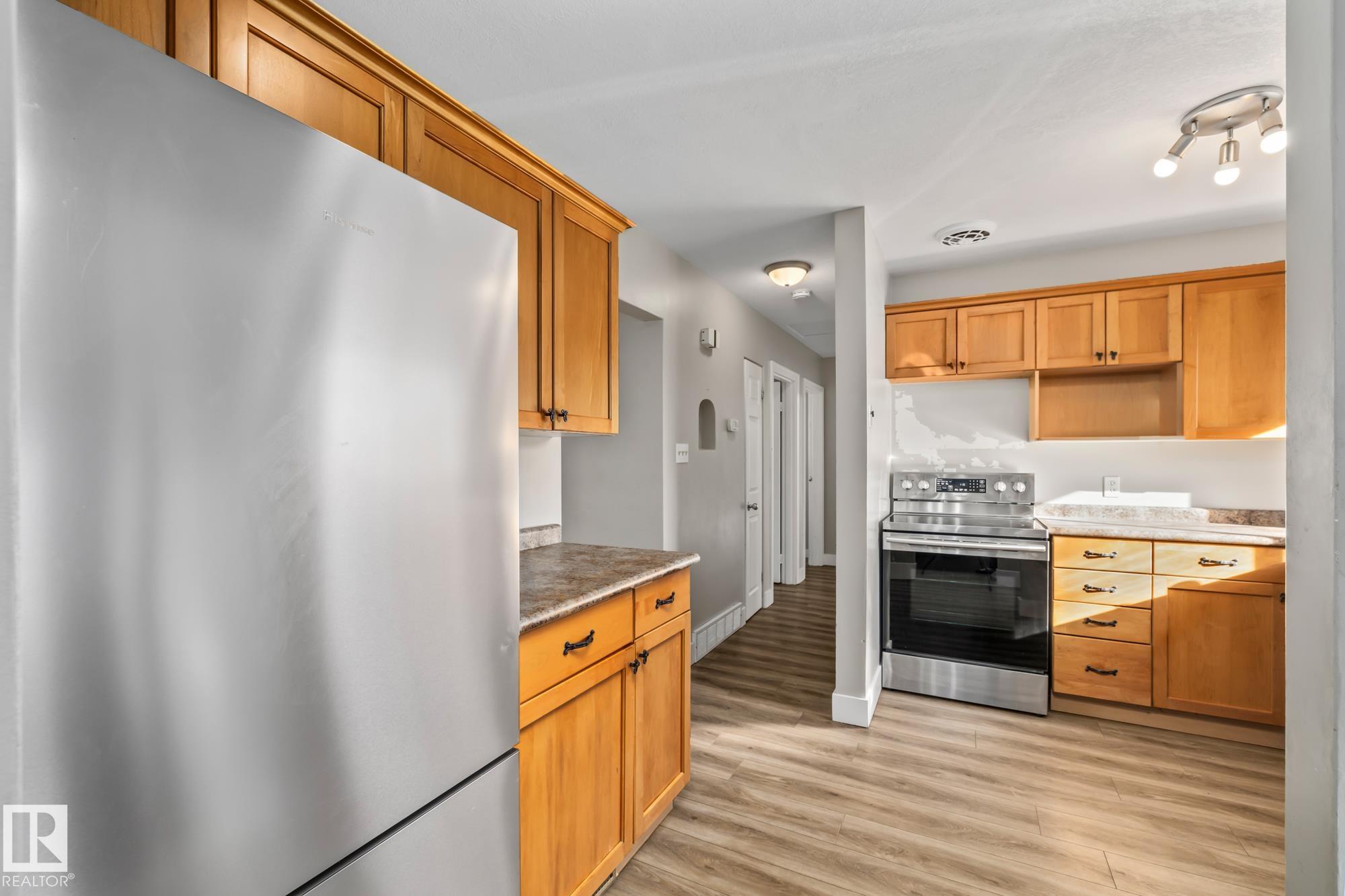 Photo 13 at 13311 Dovercourt Avenue NW, Dovercourt, Edmonton