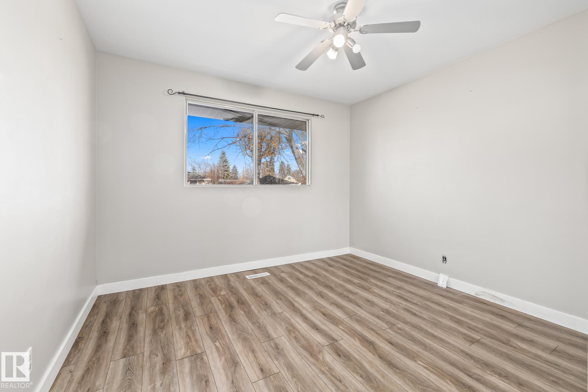 Photo 22 at 13311 Dovercourt Avenue NW, Dovercourt, Edmonton