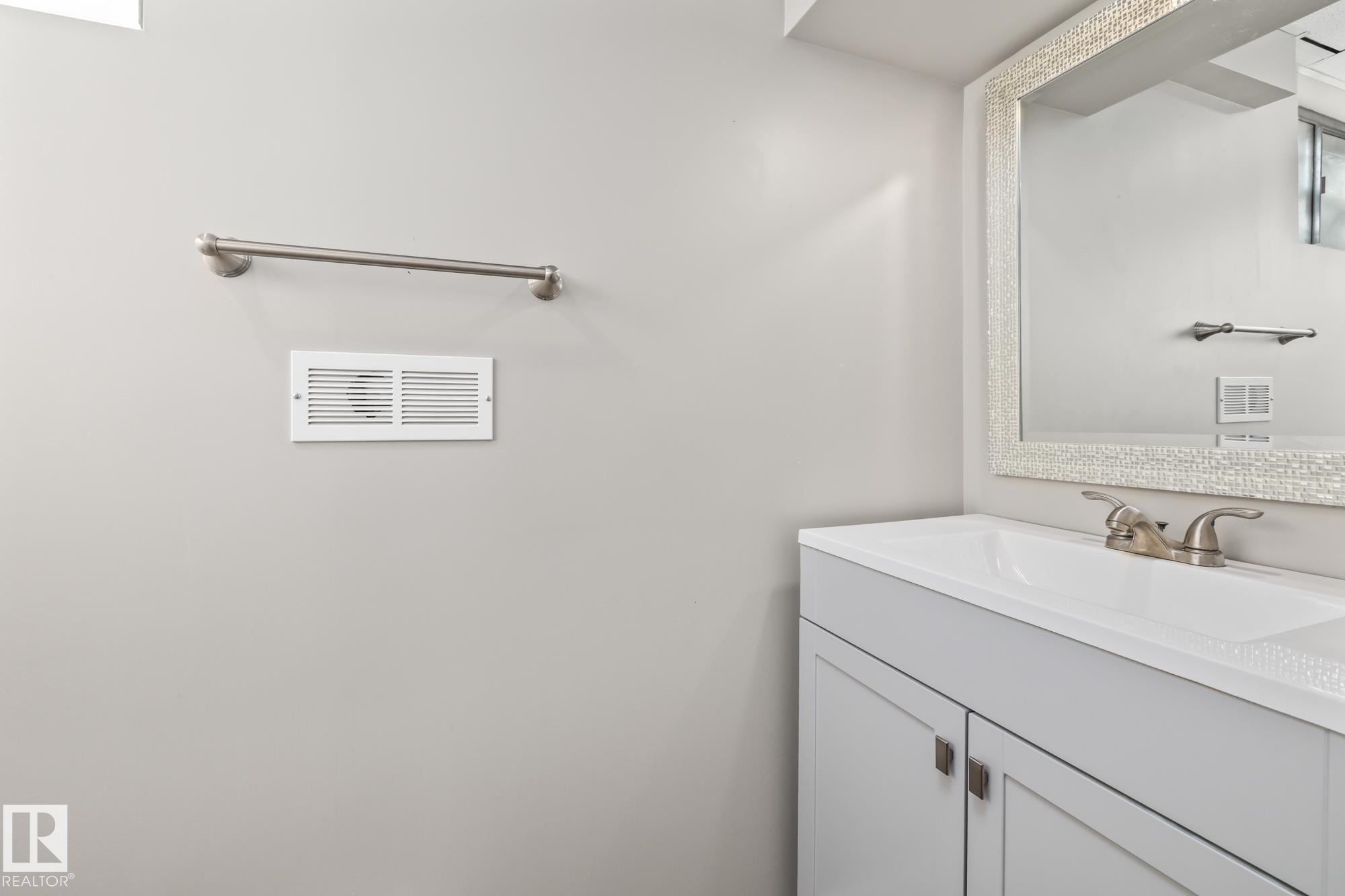 Photo 33 at 13311 Dovercourt Avenue NW, Dovercourt, Edmonton