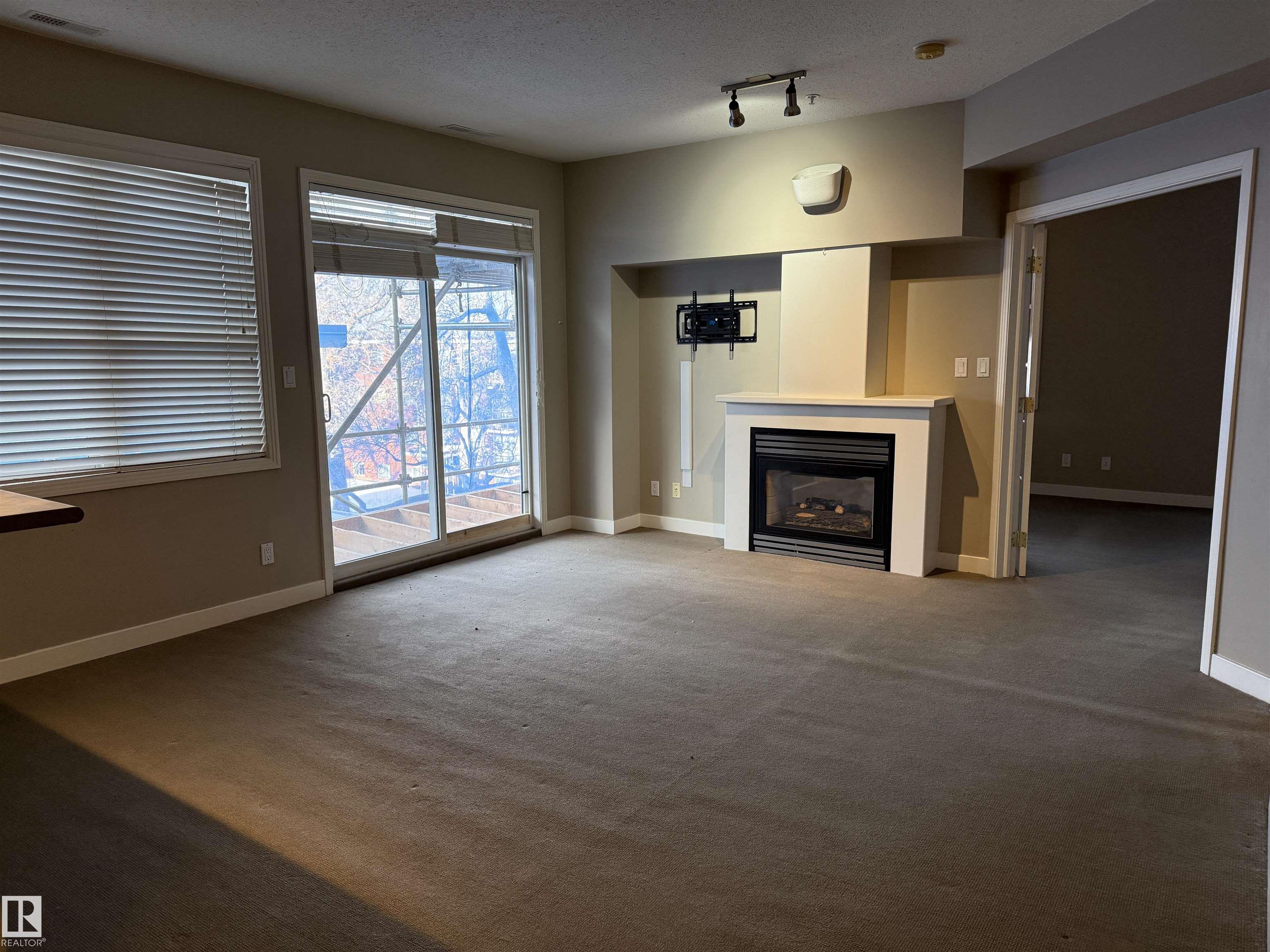 Photo 11 at 313 - 10717 83 Avenue NW, Garneau, Edmonton