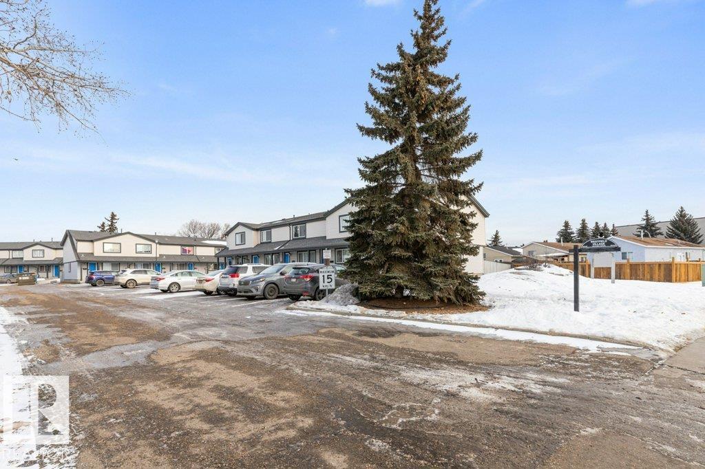 Photo 4 at 4 - 18010 98 Avenue NW, La Perle, Edmonton