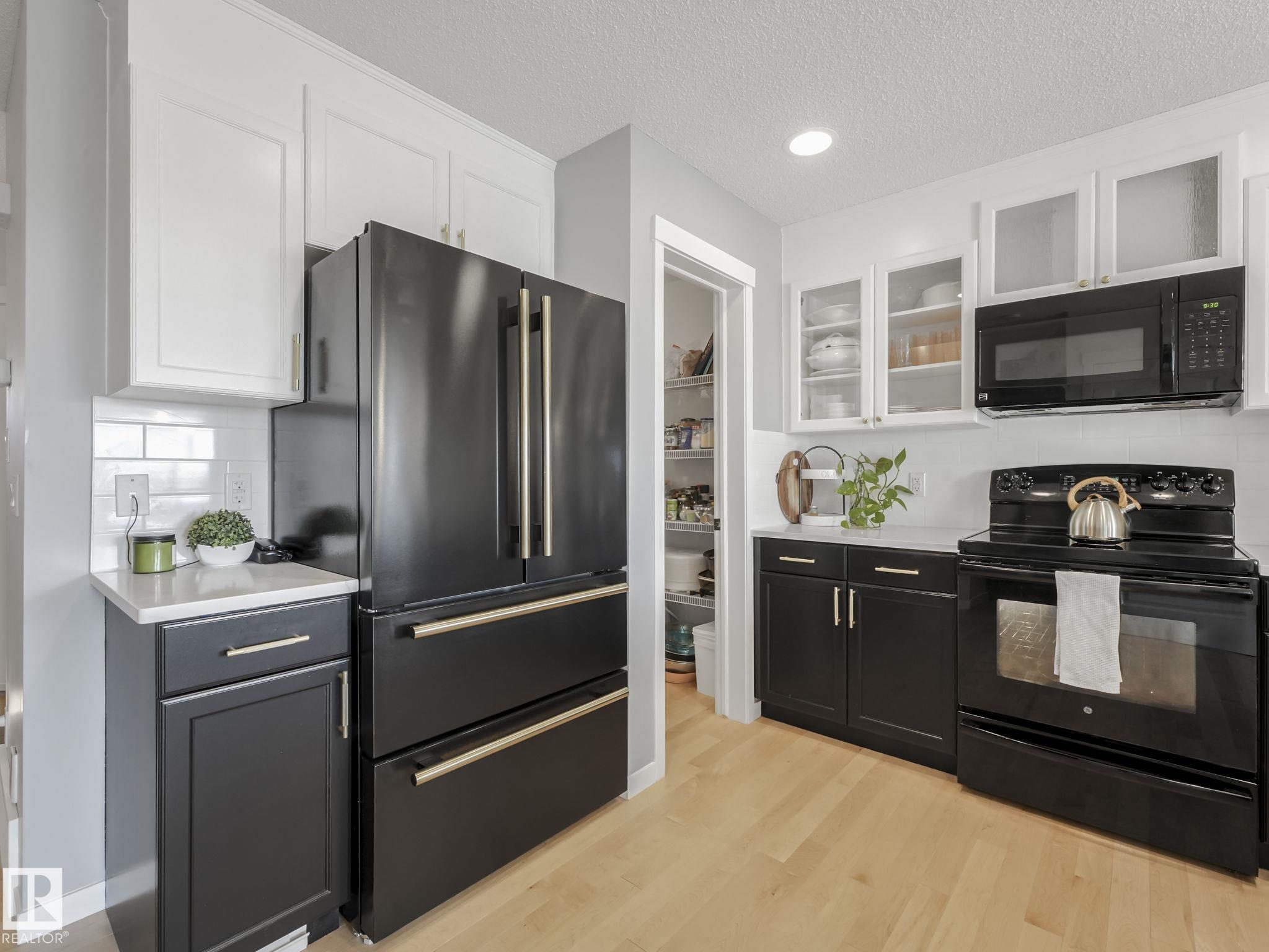 Photo 9 at 112 Santana Crescent, Sienna, Fort Saskatchewan