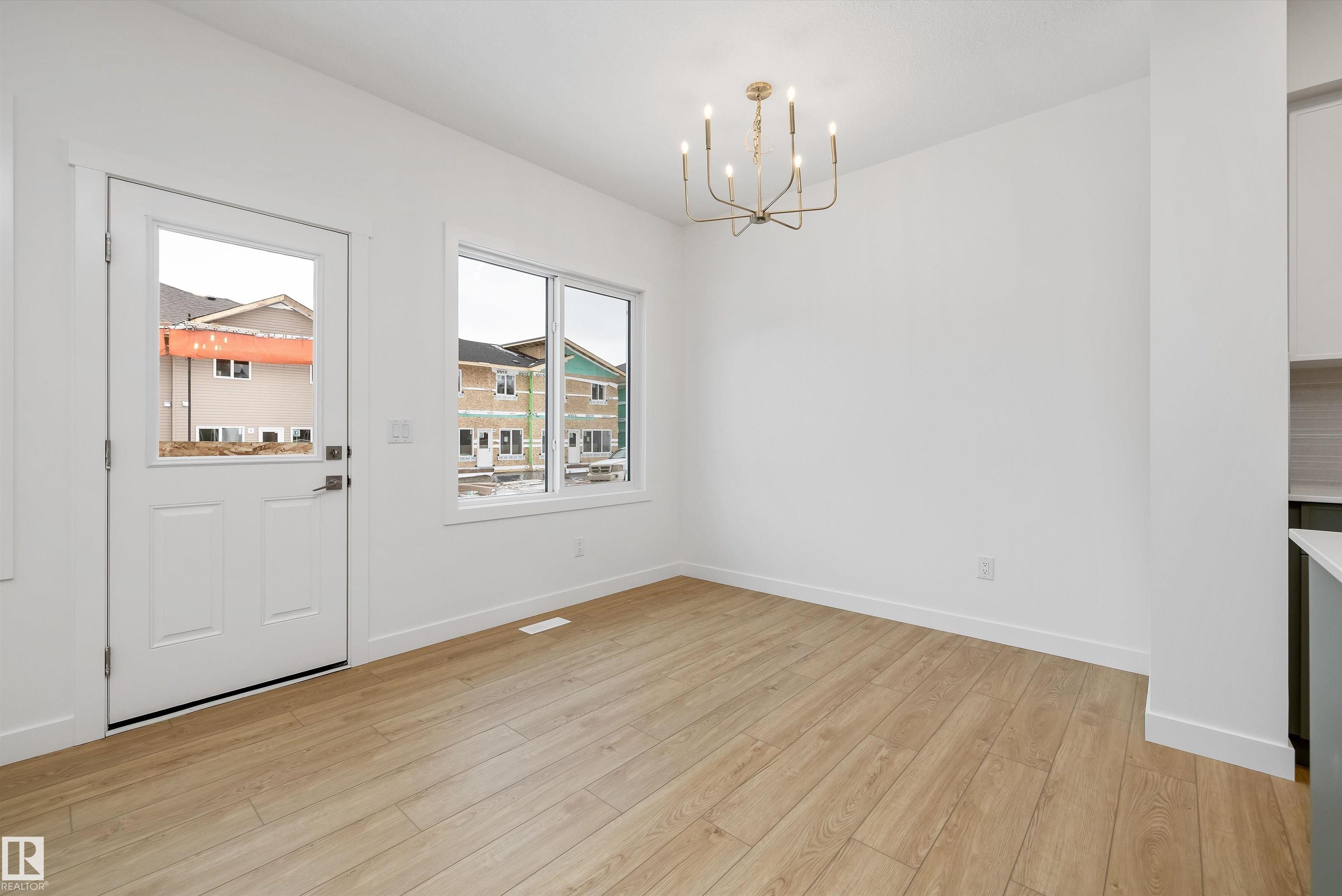 Photo 12 at 915 19 Avenue NW, Aster, Edmonton