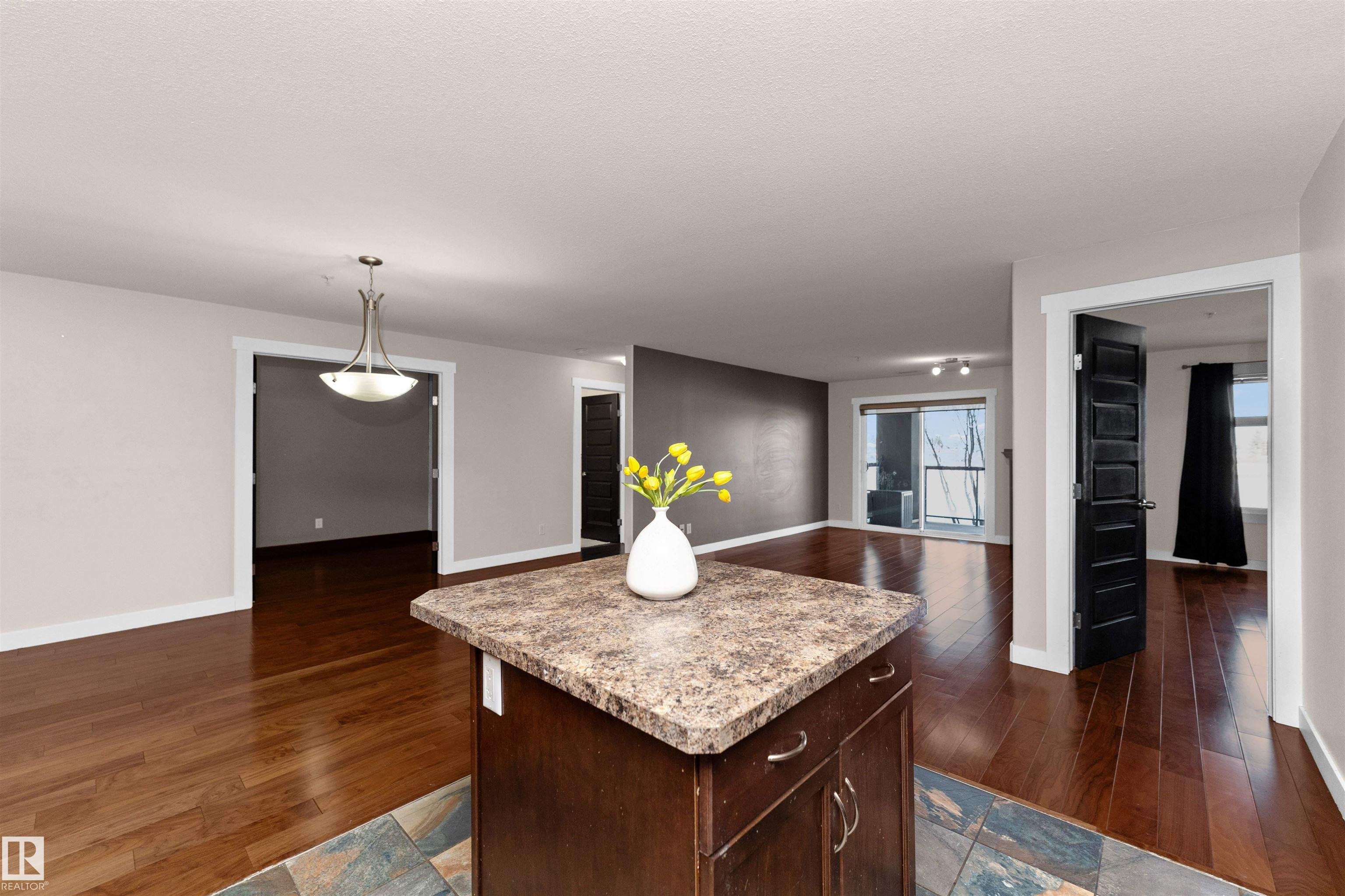 Photo 11 at 220 - 7909 71 Street NW, King Edward Park, Edmonton