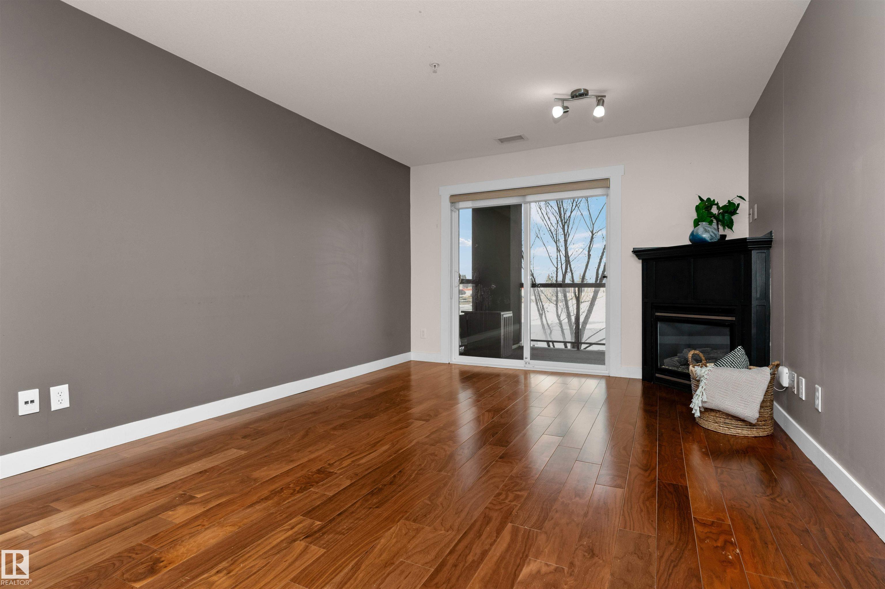 Photo 12 at 220 - 7909 71 Street NW, King Edward Park, Edmonton