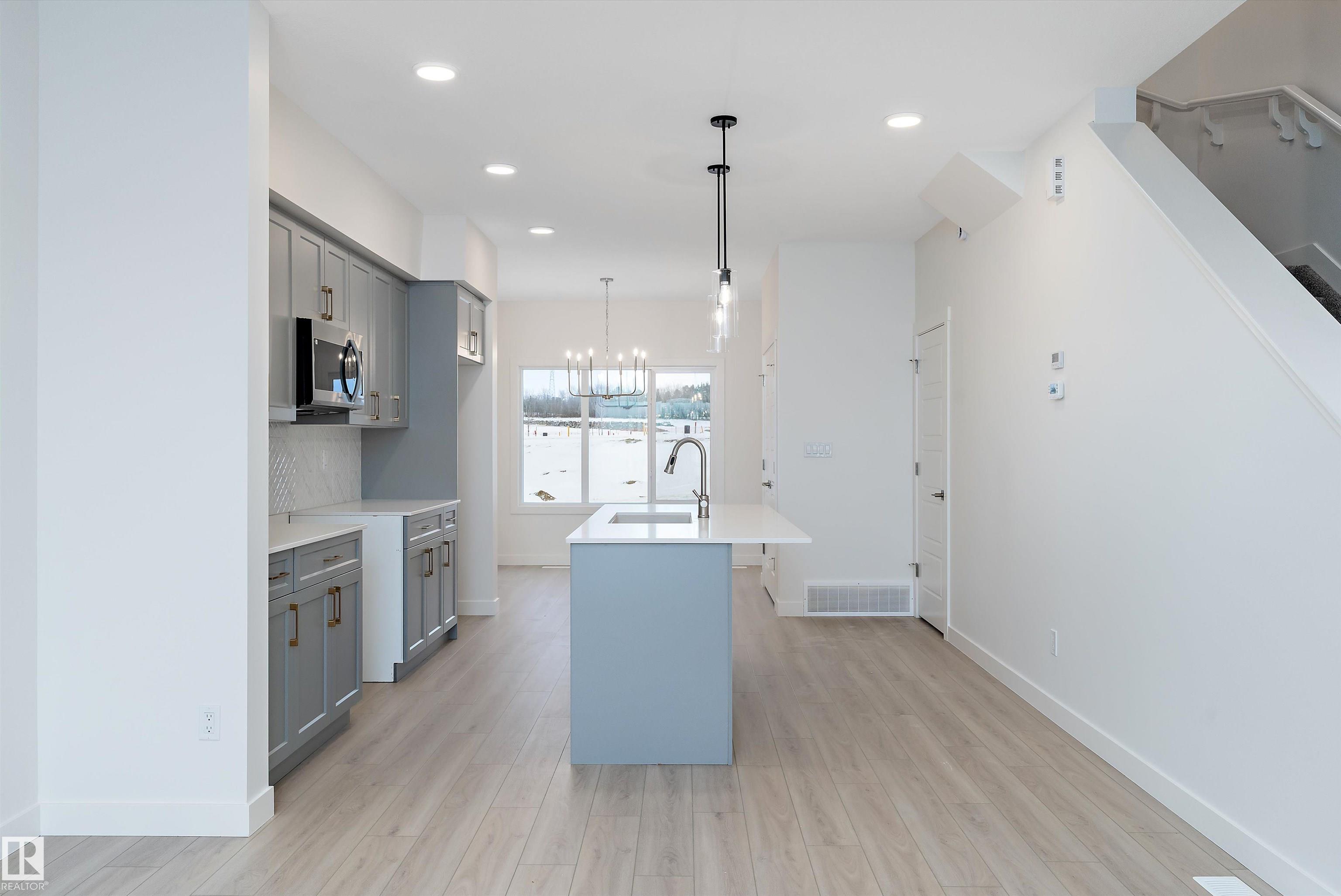 Photo 10 at 4574 Warbler Loop NW, Kinglet Gardens, Edmonton