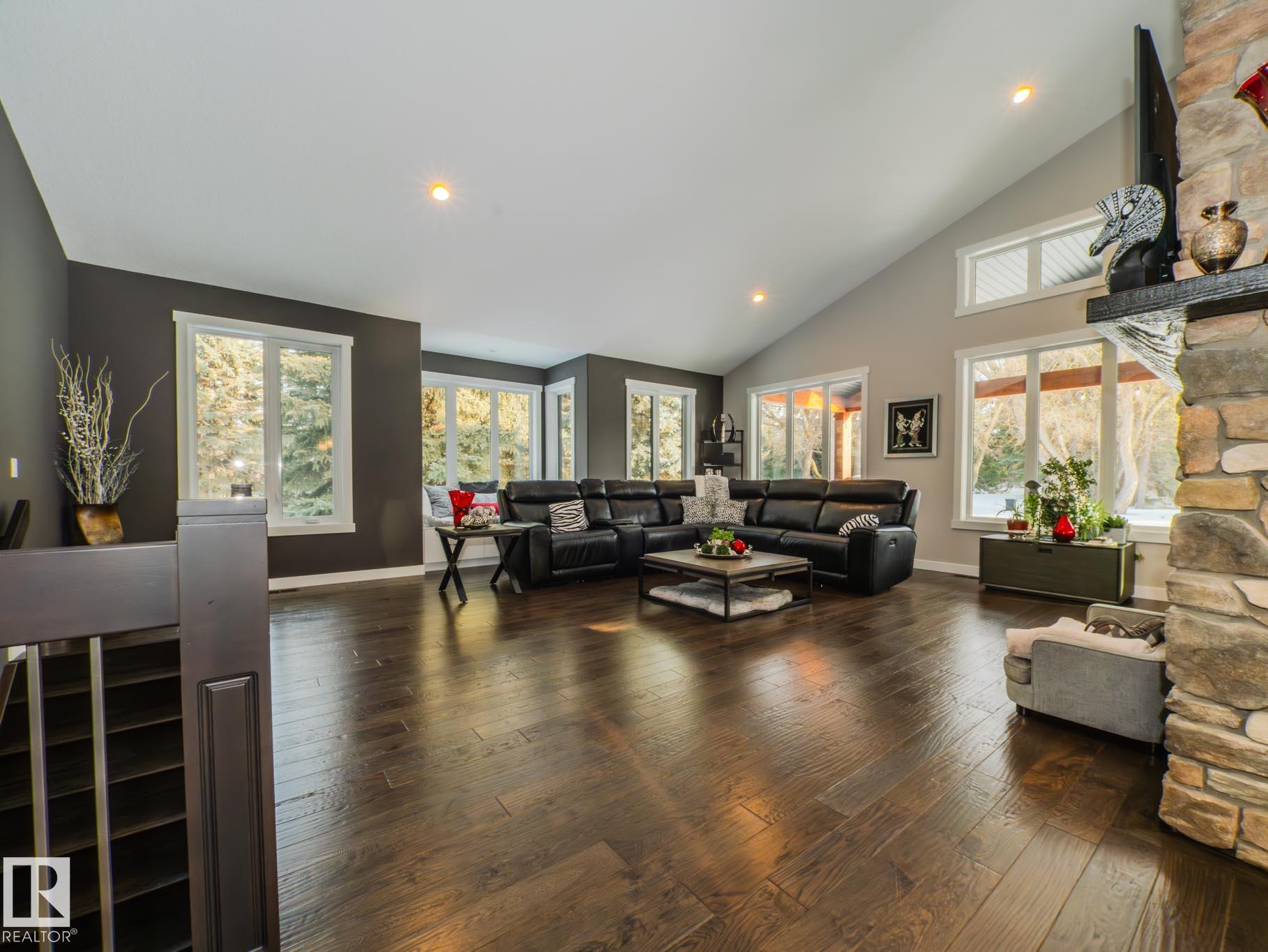 Photo 7 at 231 75 Street SW, Ellerslie, Edmonton