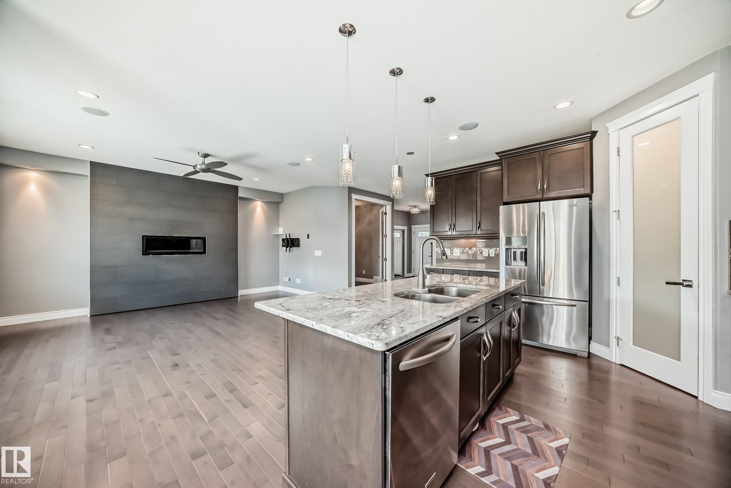 Photo 14 at 1921 33 Street NW, Laurel, Edmonton