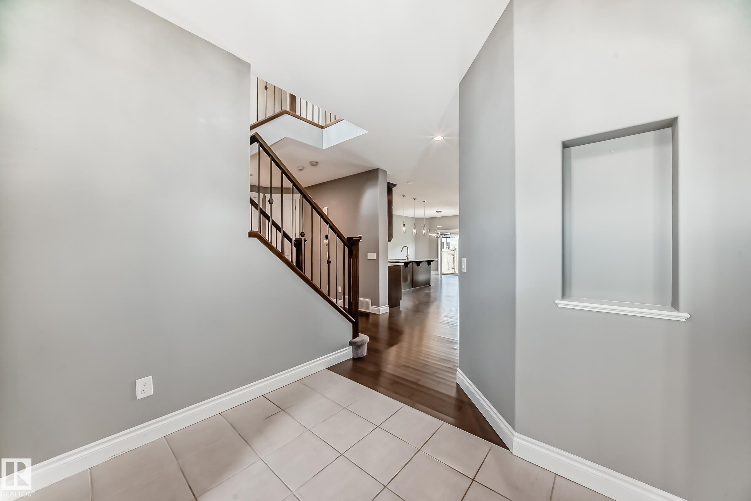 1921 33 Street NW, Laurel, Edmonton