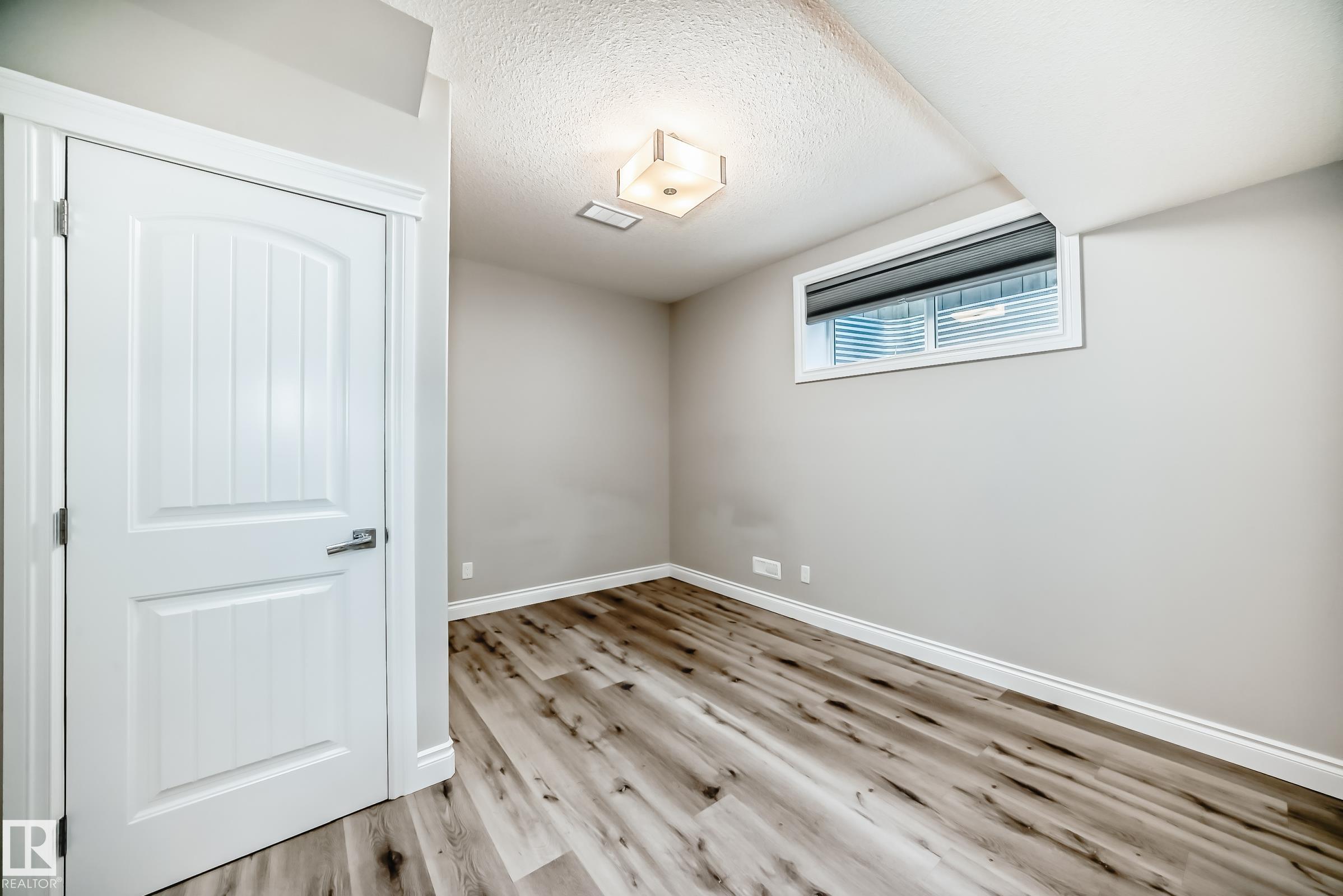 Photo 54 at 1921 33 Street NW, Laurel, Edmonton
