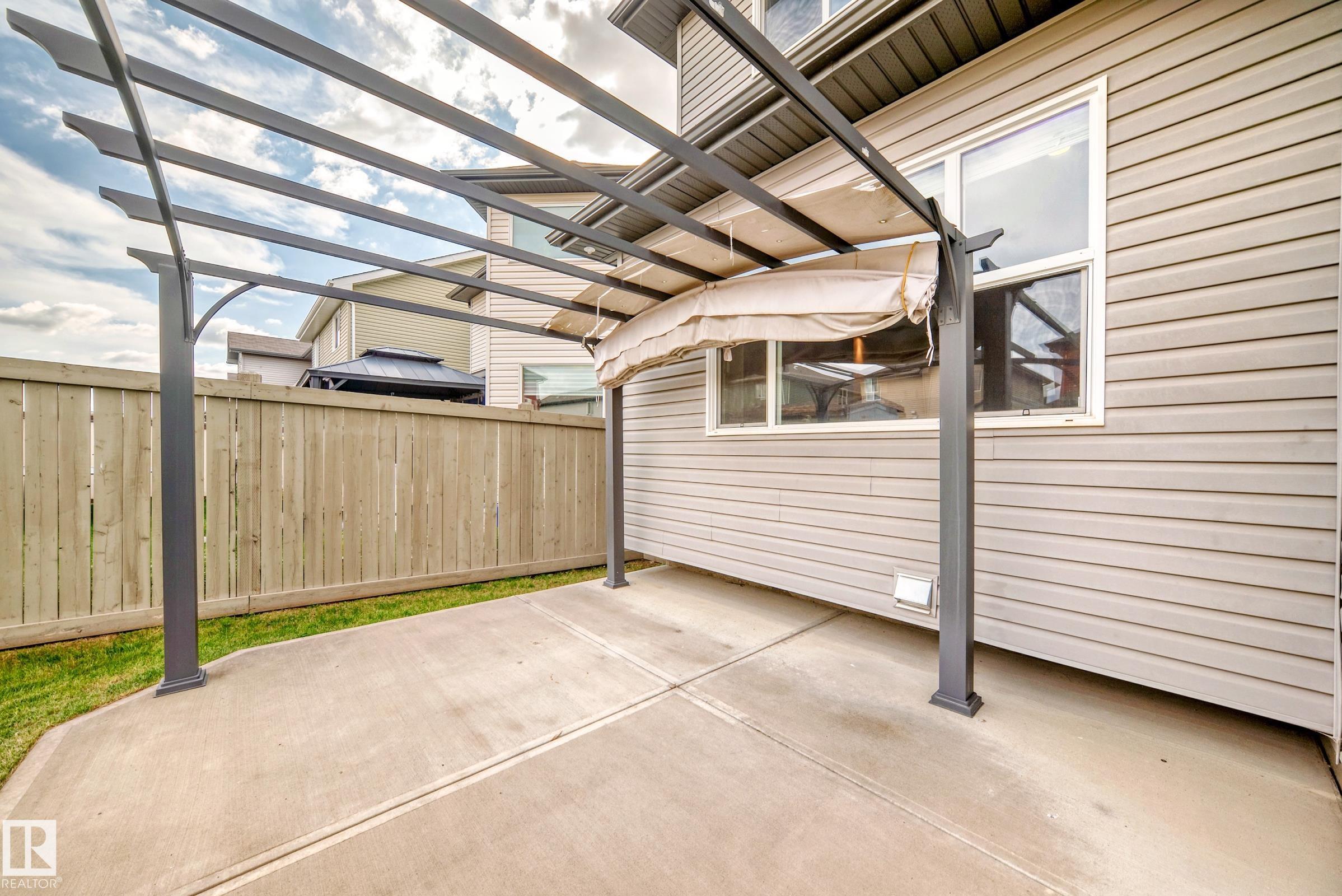 Photo 61 at 1921 33 Street NW, Laurel, Edmonton