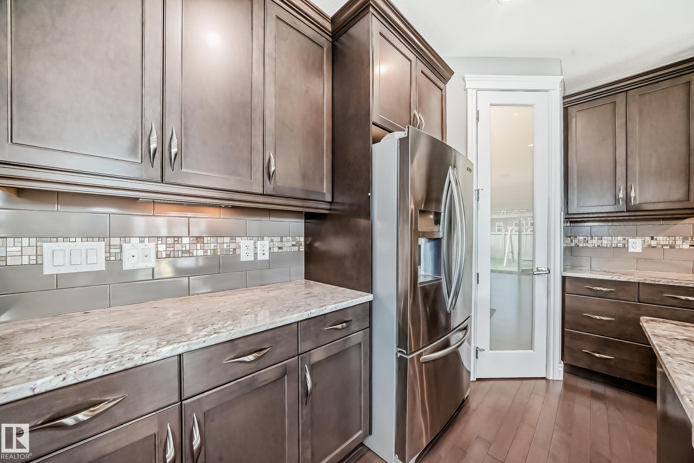 Photo 9 at 1921 33 Street NW, Laurel, Edmonton