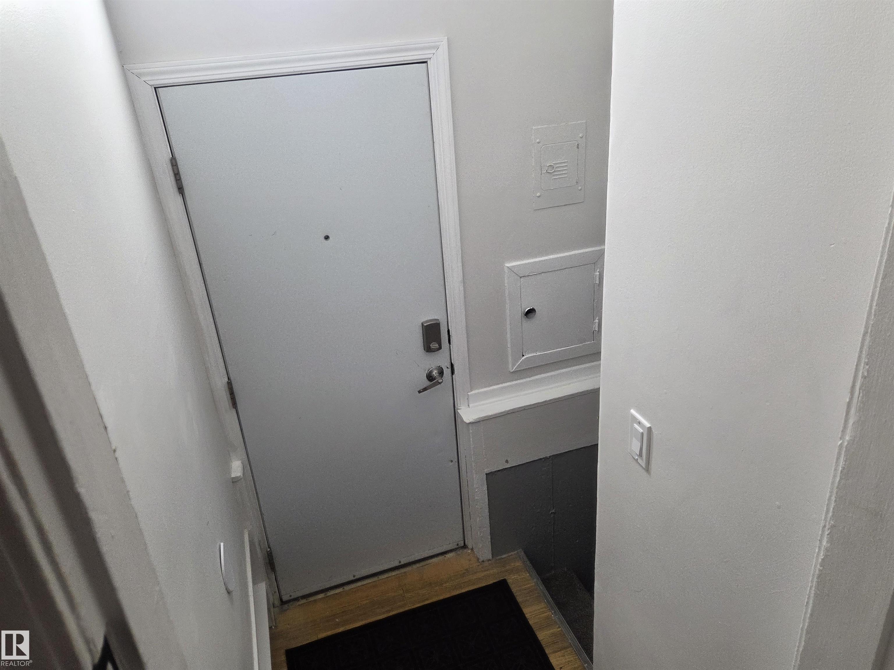 Photo 15 at 13023 Sherbrooke Avenue NW, Sherbrooke, Edmonton