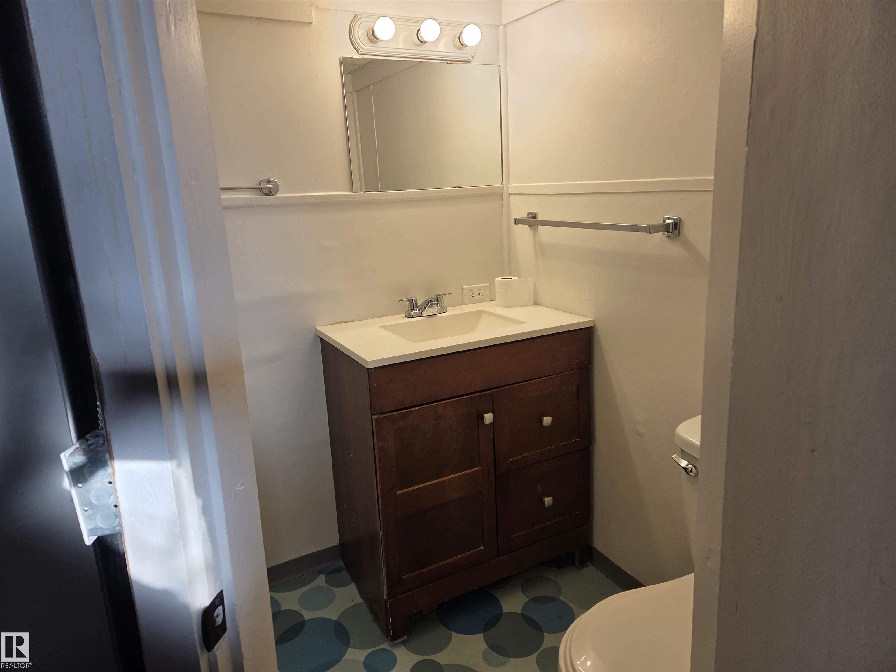 Photo 28 at 13023 Sherbrooke Avenue NW, Sherbrooke, Edmonton