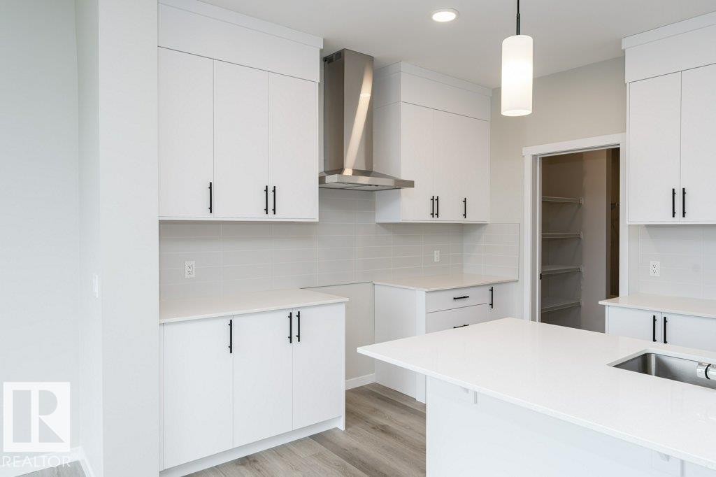 Photo 10 at 3945 Wren Loop NW, Kinglet Gardens, Edmonton