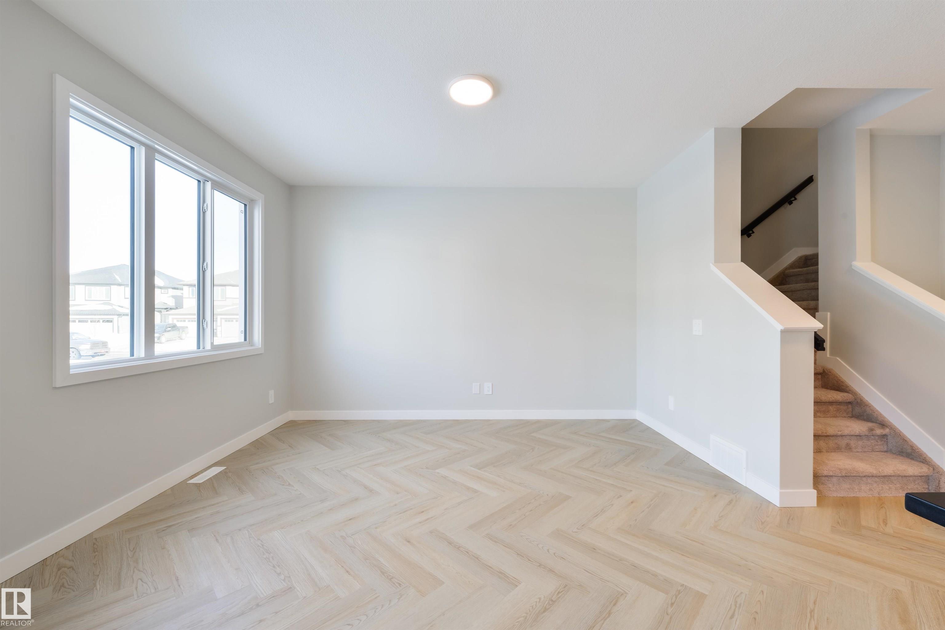 Photo 14 at 13 Cobblestone Gate, Copperhaven, Spruce Grove