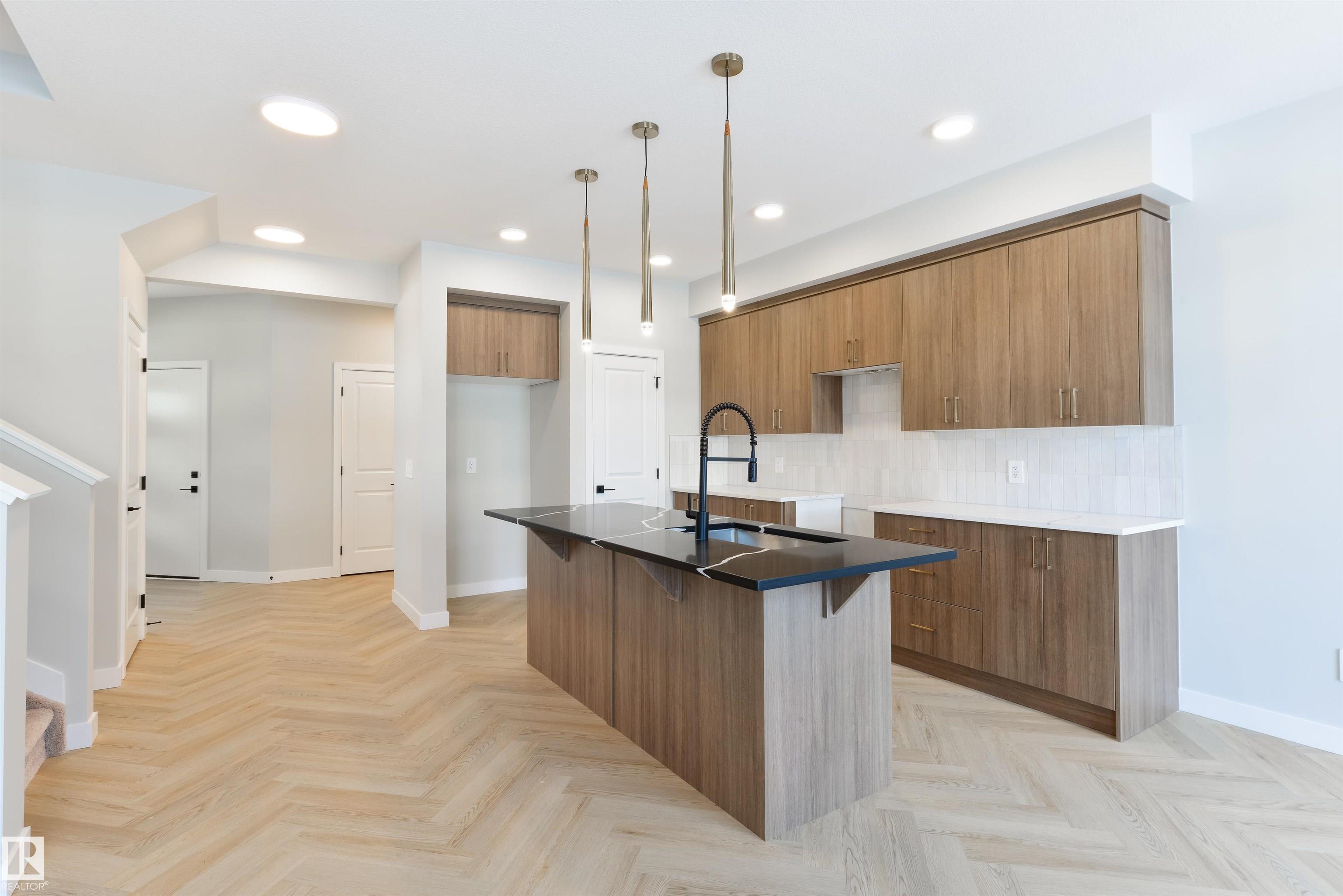 Photo 8 at 13 Cobblestone Gate, Copperhaven, Spruce Grove