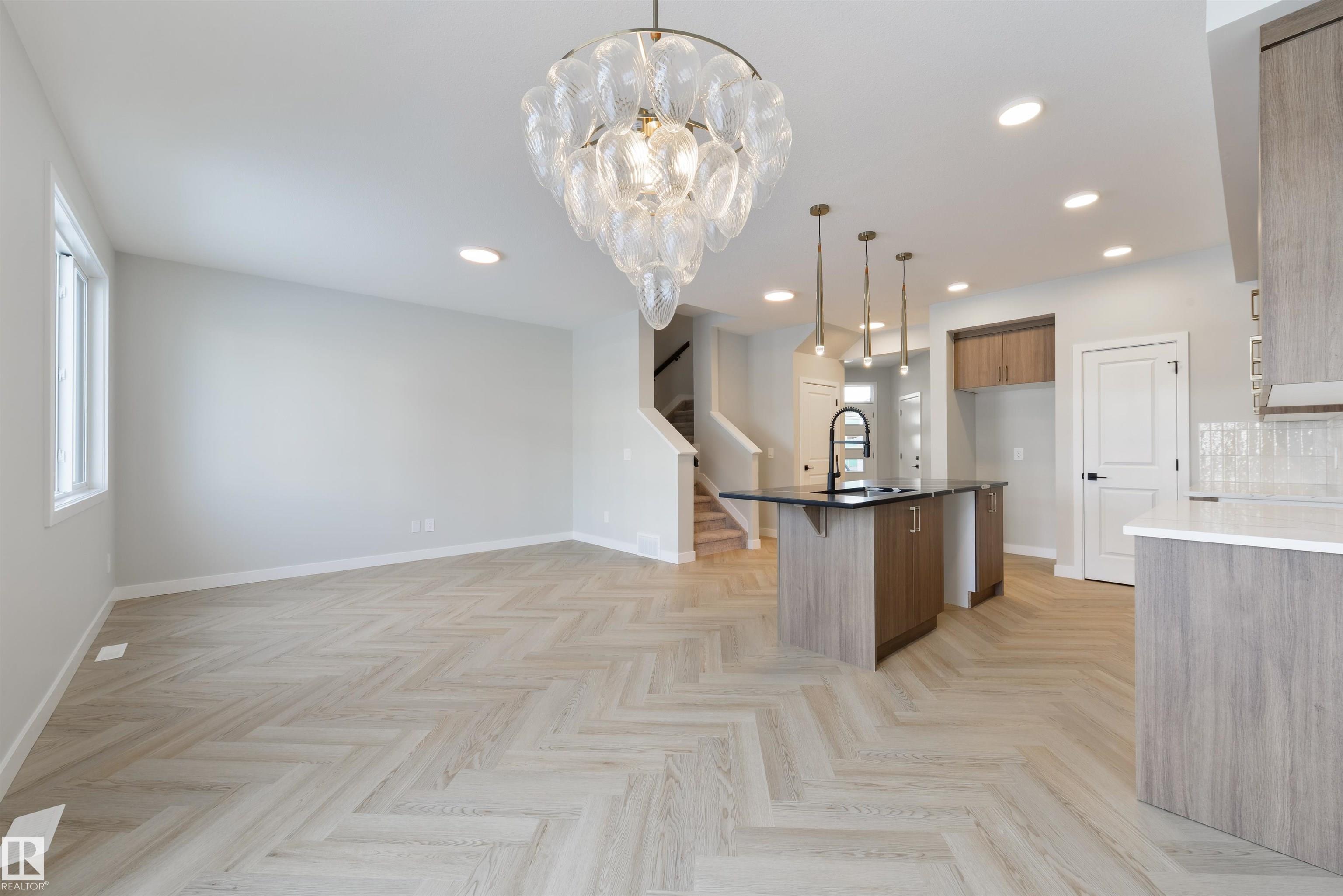 Photo 10 at 13 Cobblestone Gate, Copperhaven, Spruce Grove