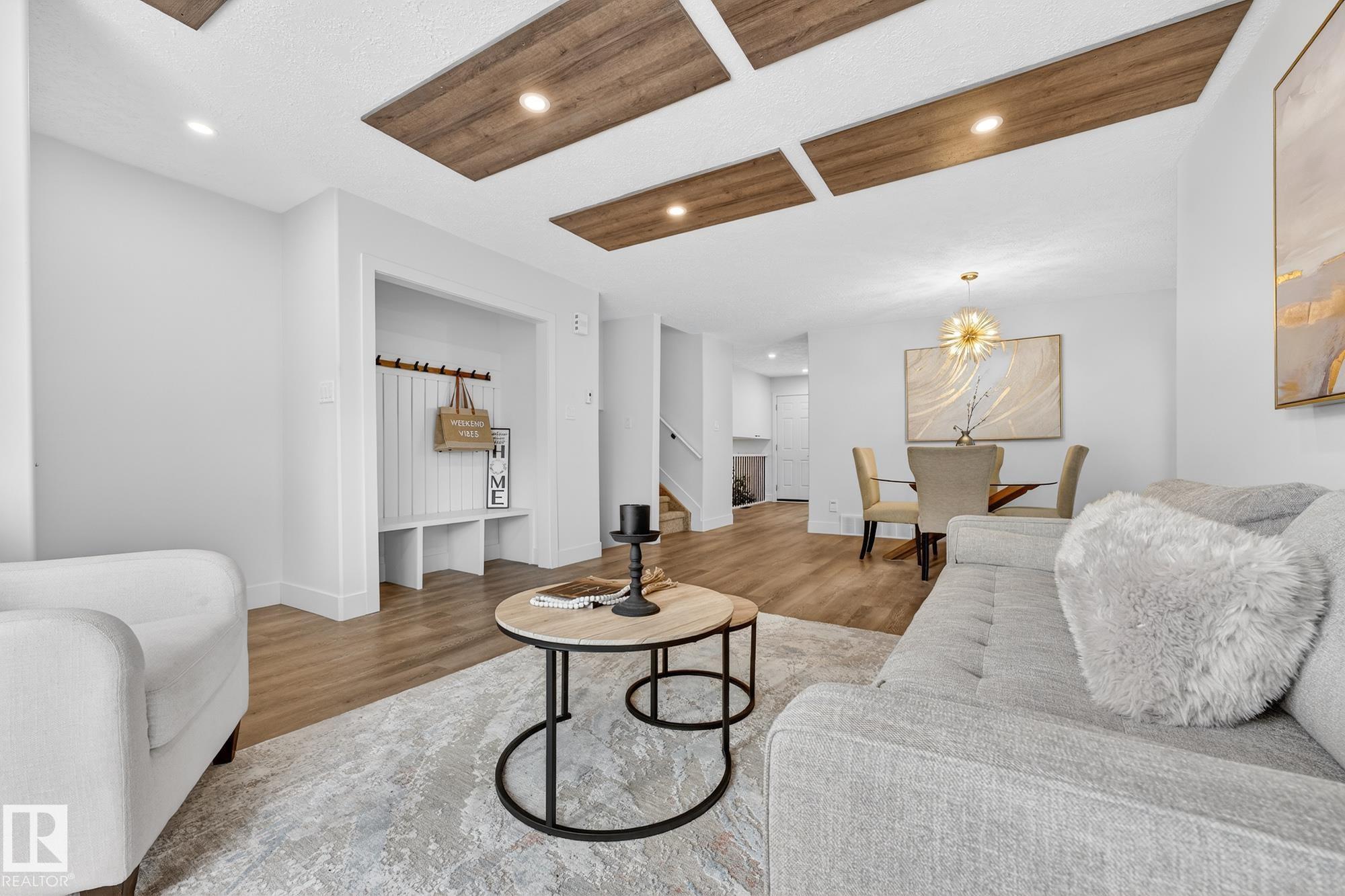 Photo 16 at 7924 157 Avenue NW, Mayliewan, Edmonton