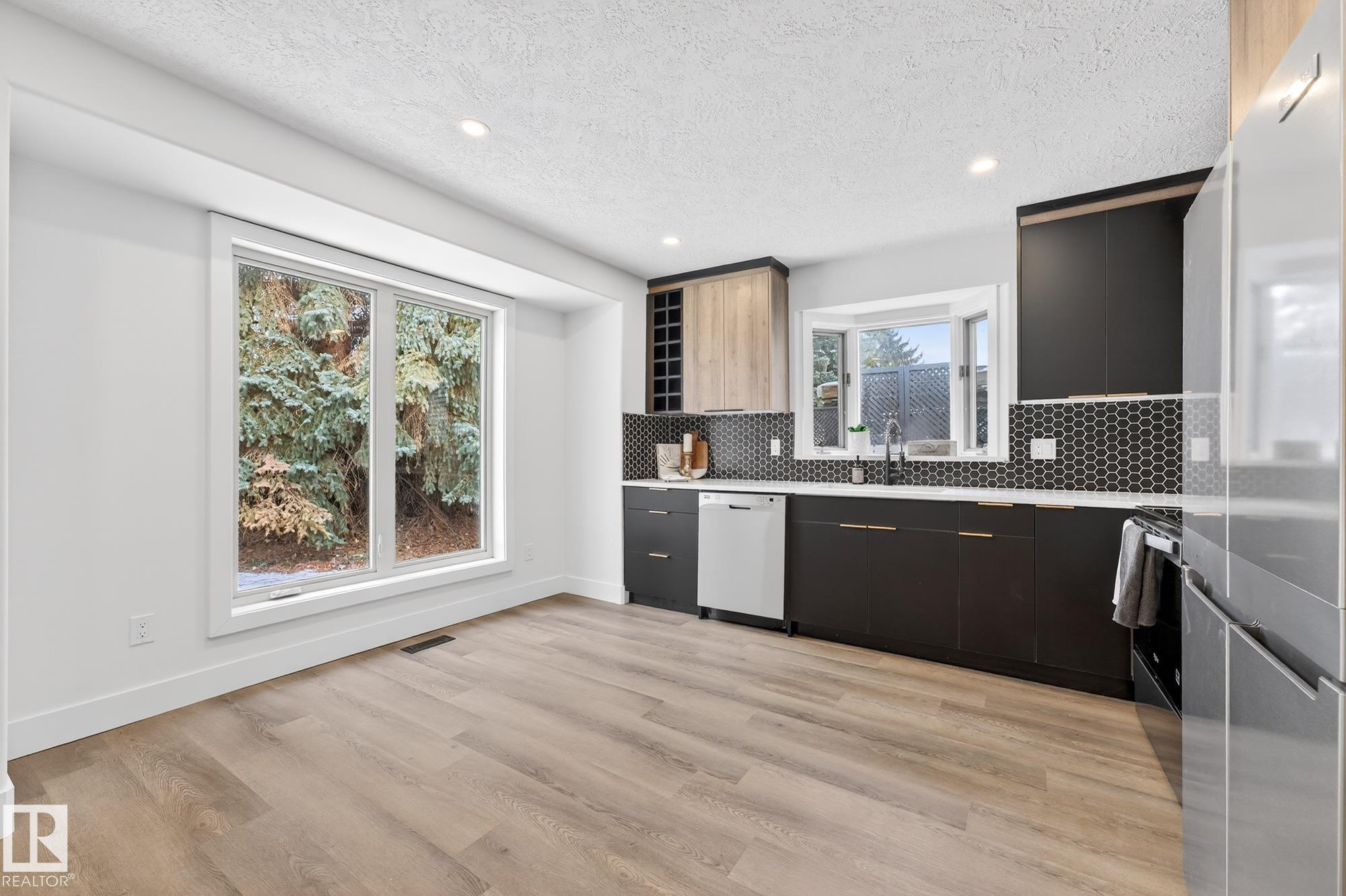 Photo 21 at 7924 157 Avenue NW, Mayliewan, Edmonton