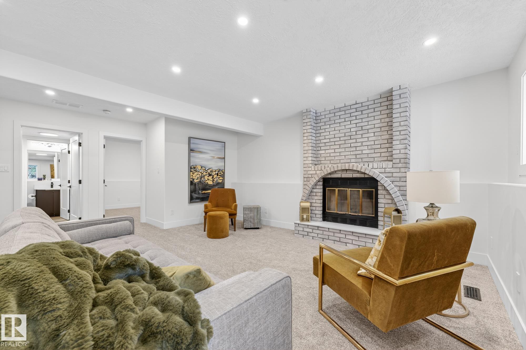 7924 157 Avenue NW, Mayliewan, Edmonton