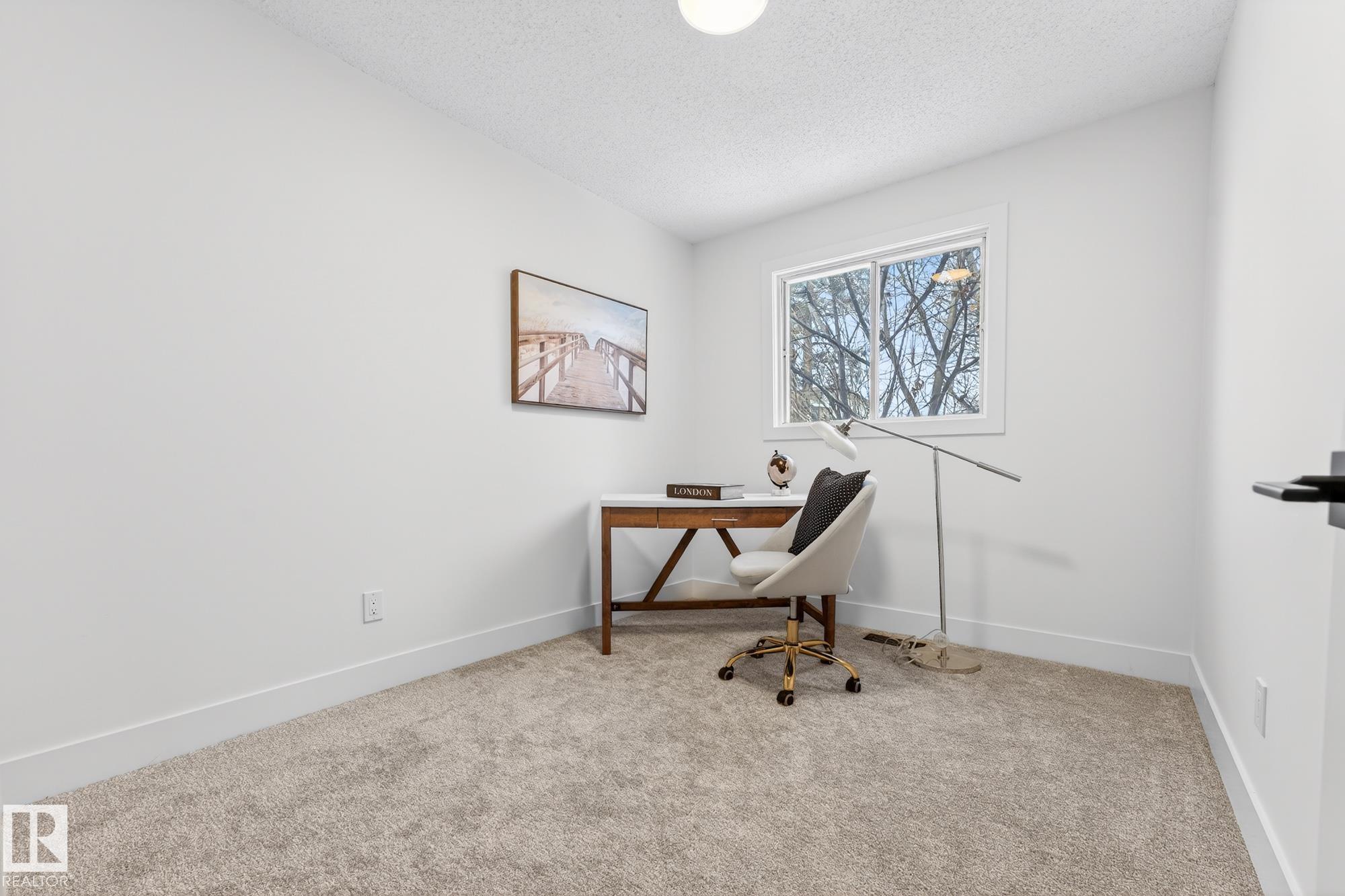 Photo 31 at 7924 157 Avenue NW, Mayliewan, Edmonton