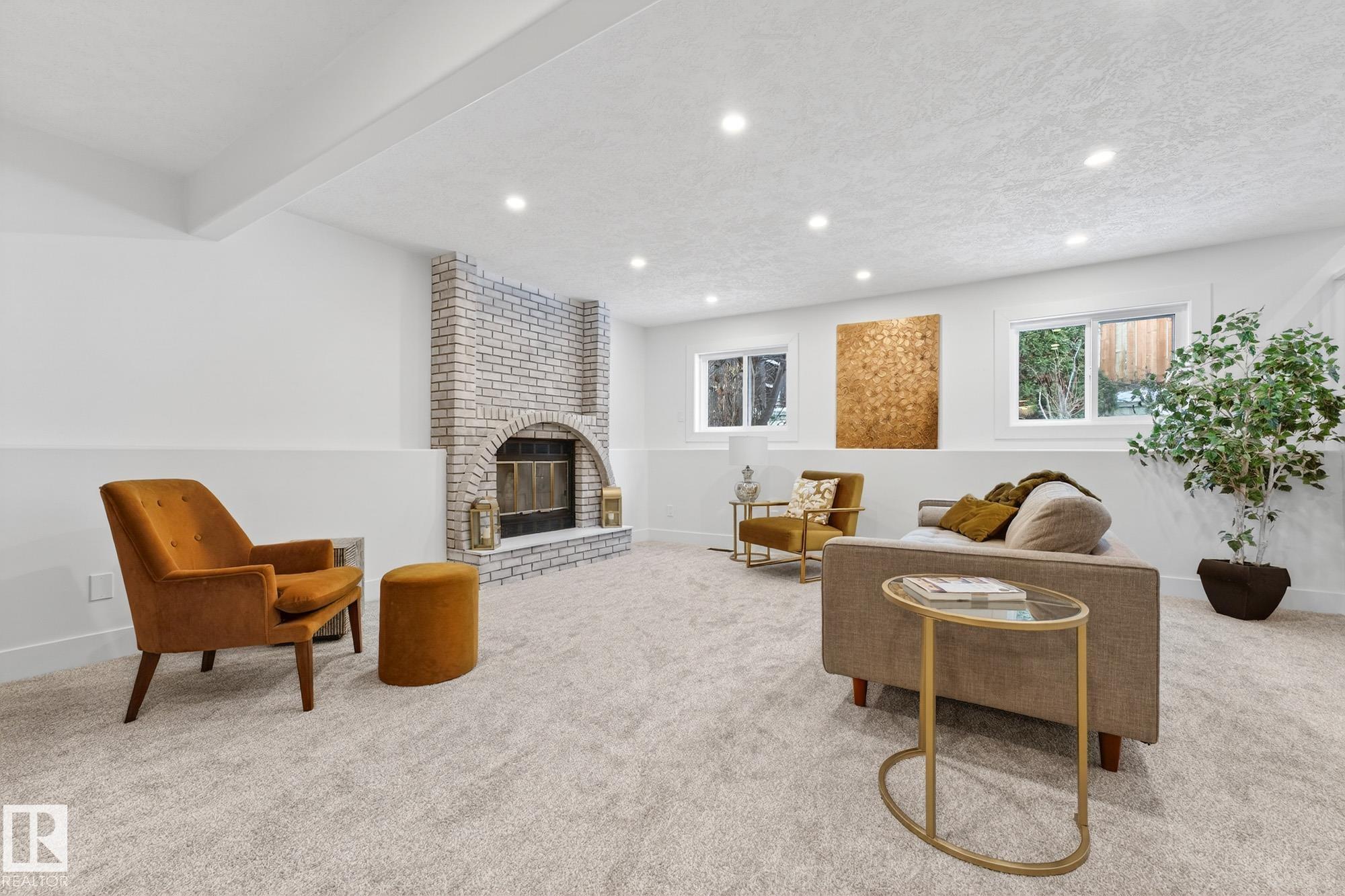 Photo 35 at 7924 157 Avenue NW, Mayliewan, Edmonton