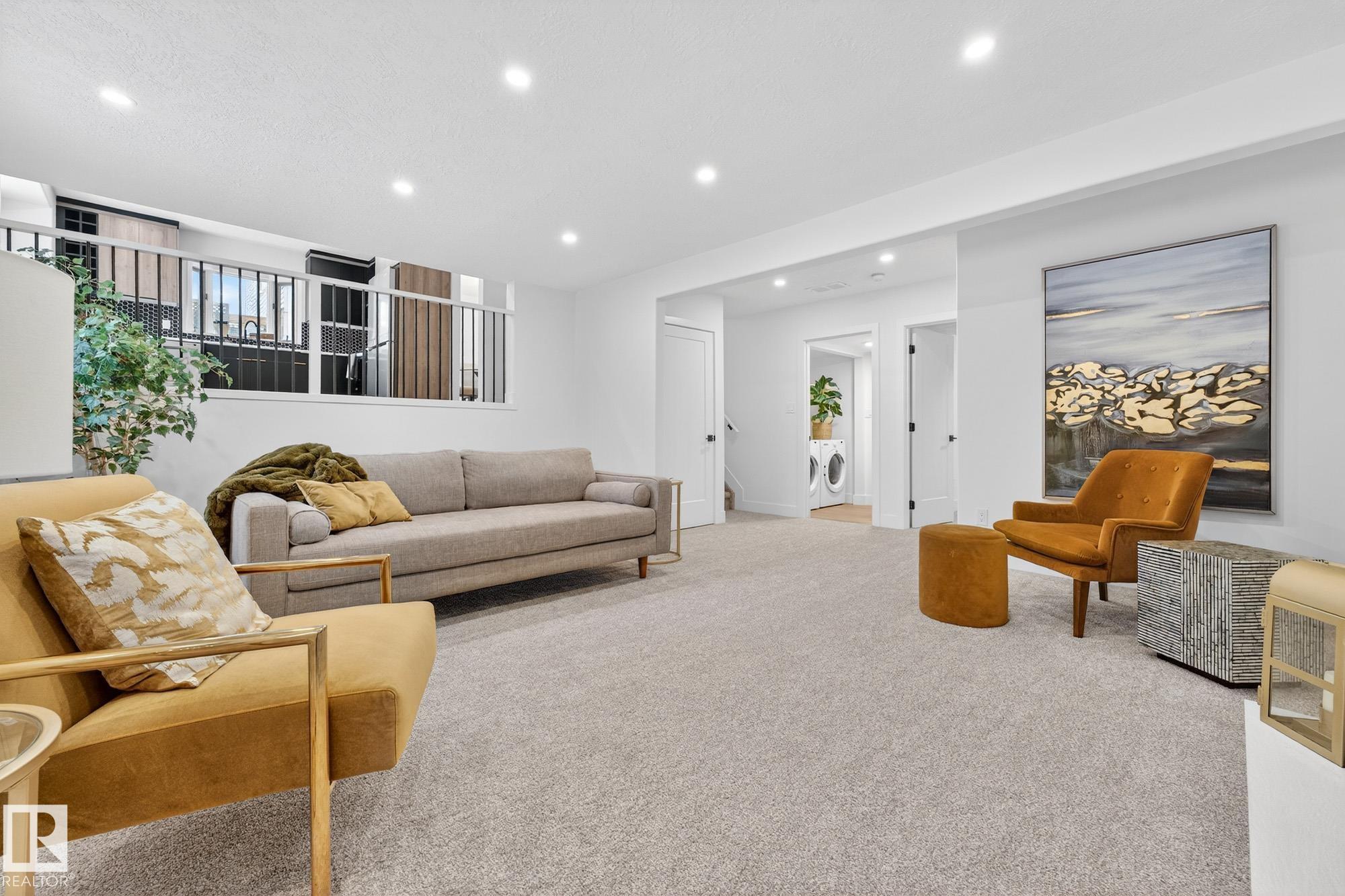 Photo 36 at 7924 157 Avenue NW, Mayliewan, Edmonton