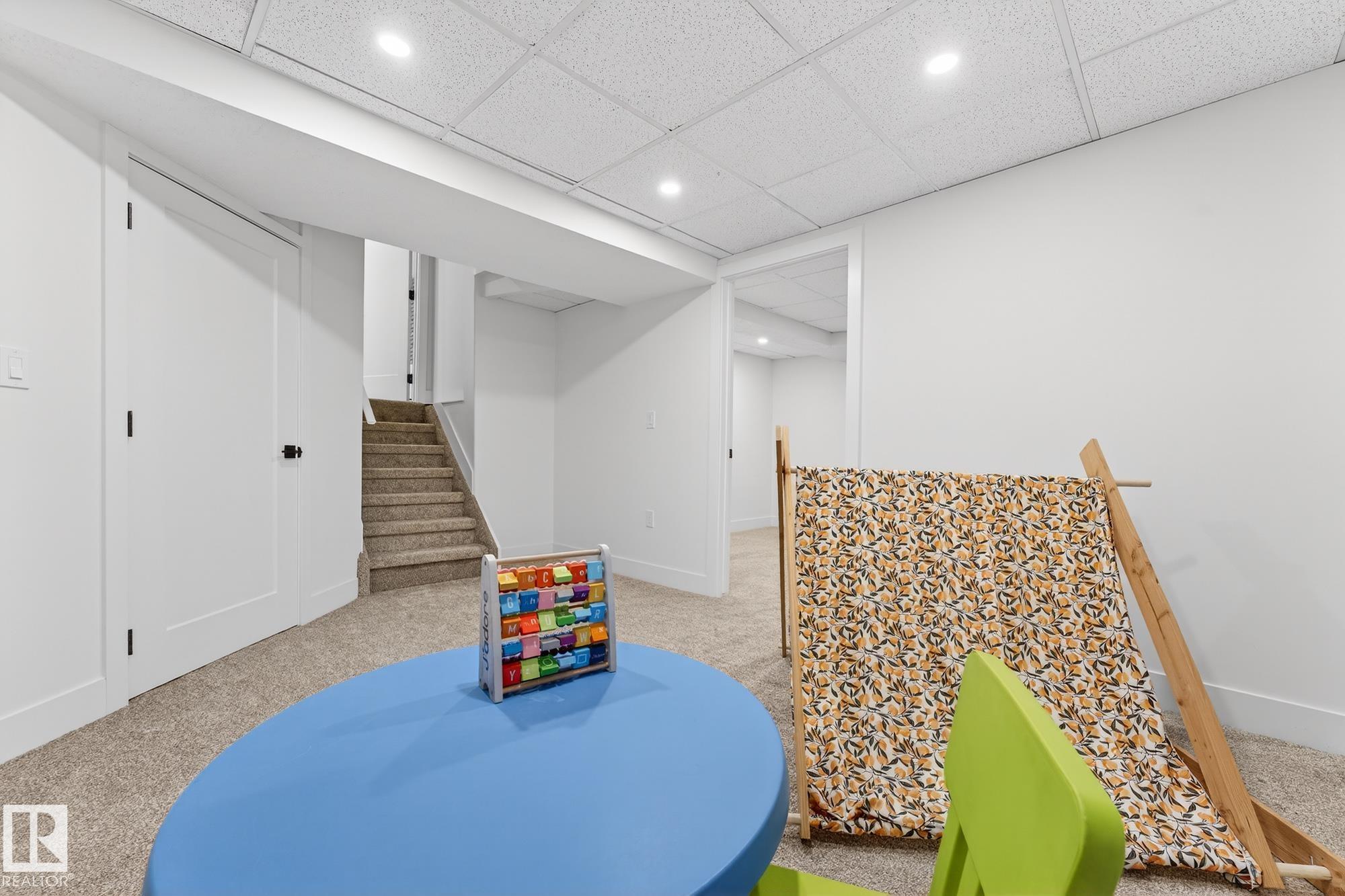 Photo 42 at 7924 157 Avenue NW, Mayliewan, Edmonton