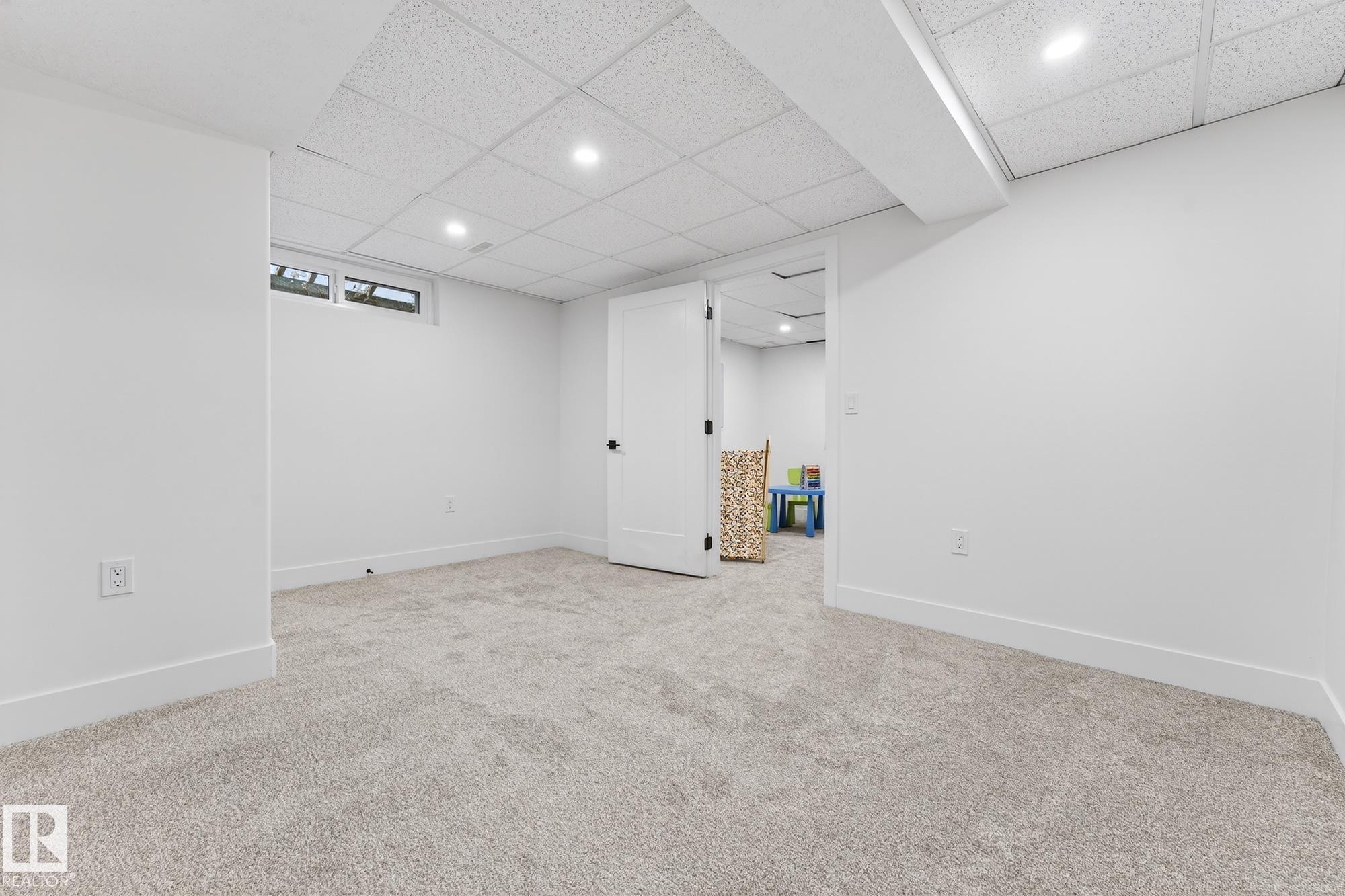 Photo 47 at 7924 157 Avenue NW, Mayliewan, Edmonton