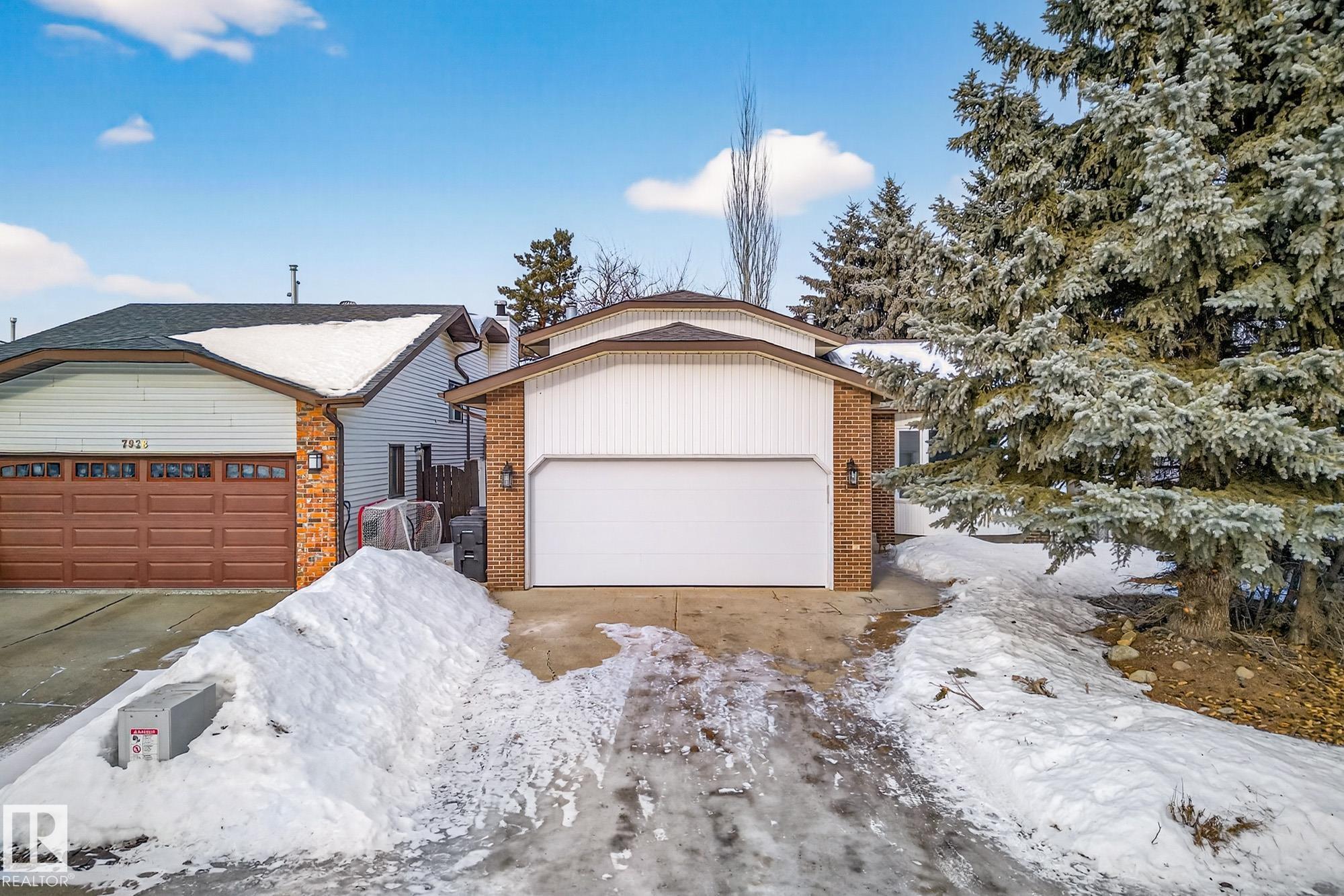 Photo 6 at 7924 157 Avenue NW, Mayliewan, Edmonton