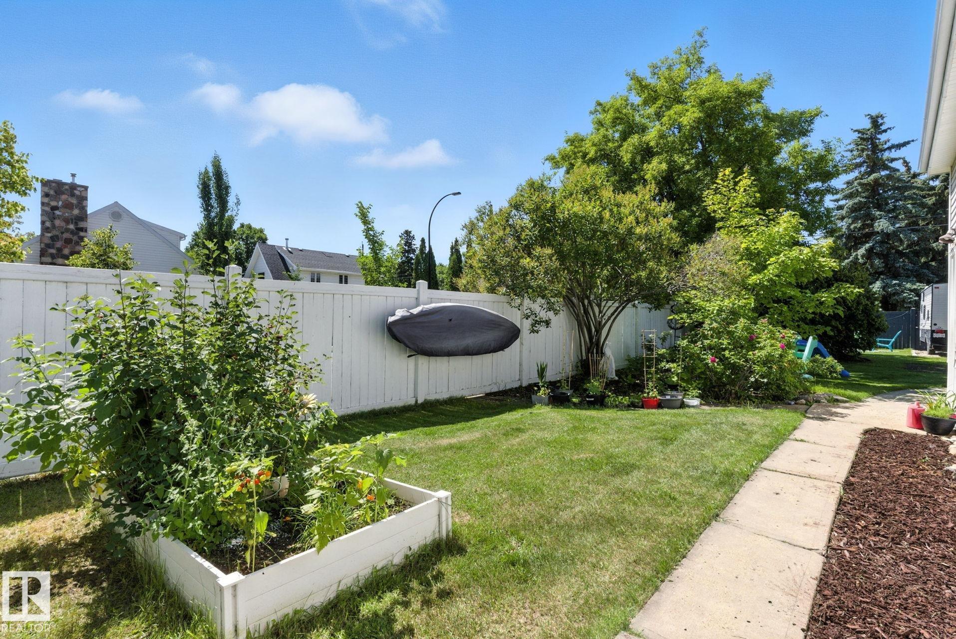 Photo 32 at 11204 61 Street NW, Highlands, Edmonton