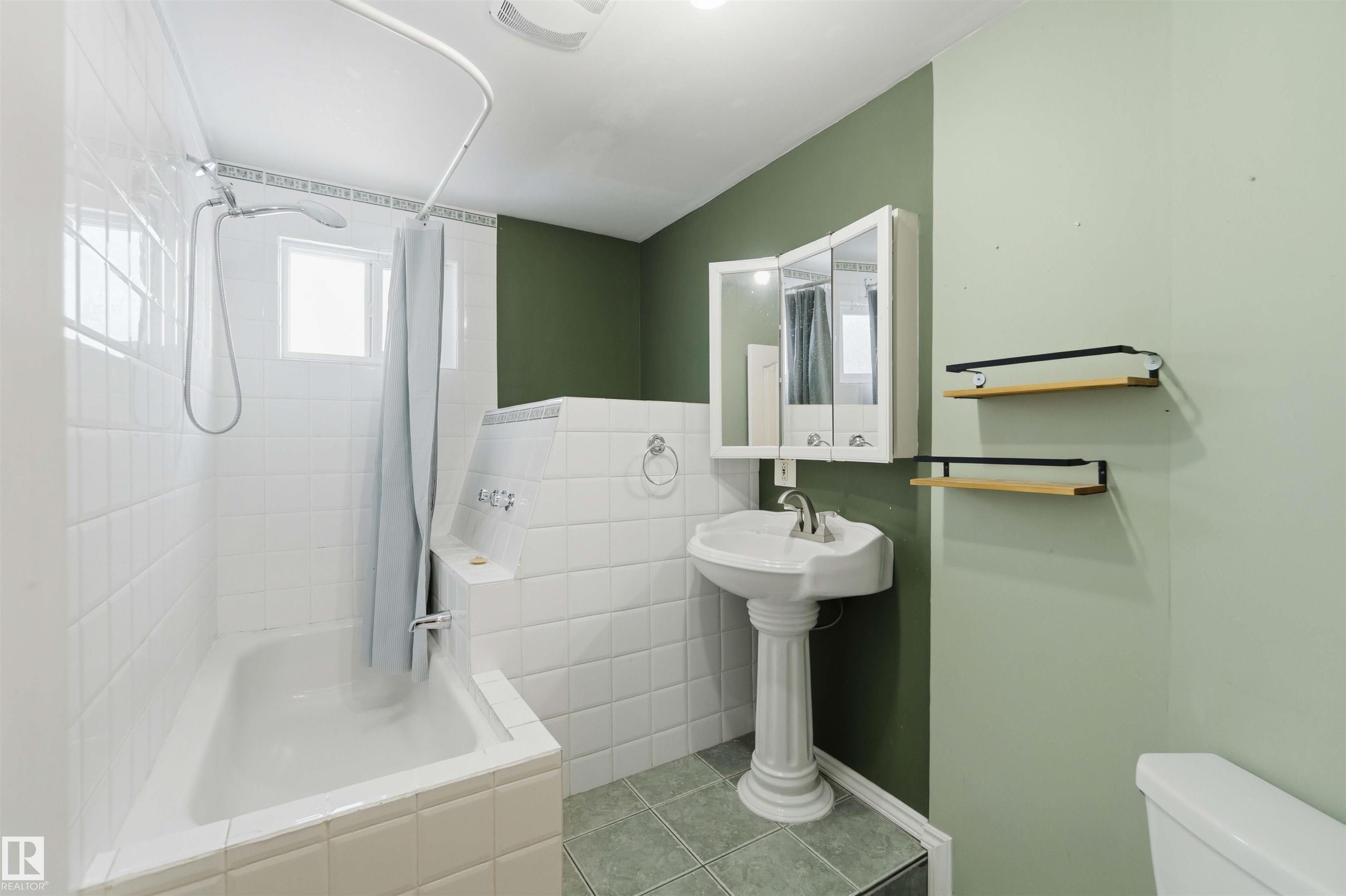 Photo 23 at 51139 Rge Road 231, None, Rural Strathcona County