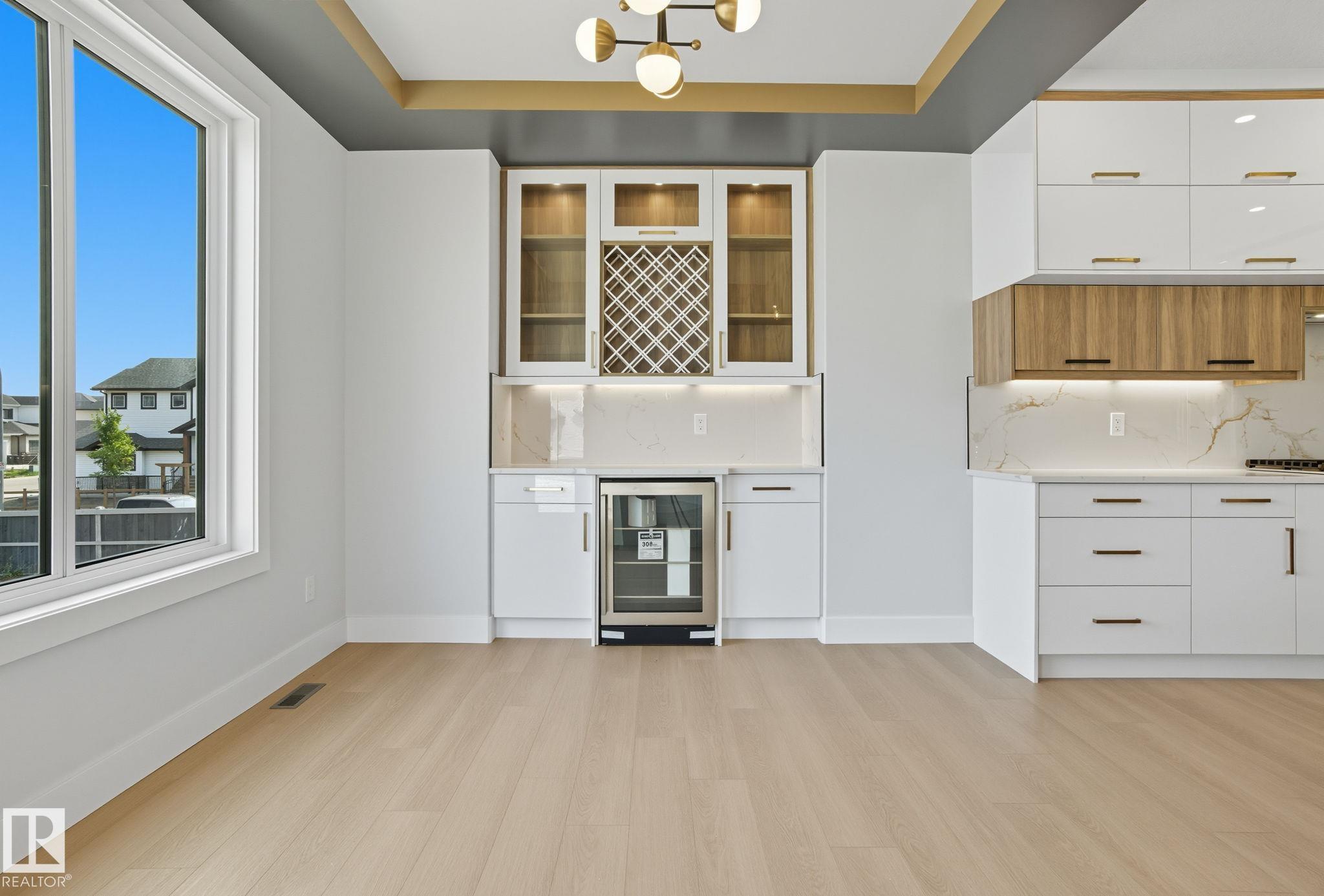 Photo 10 at 4 Harley Way, Hilldowns, Spruce Grove